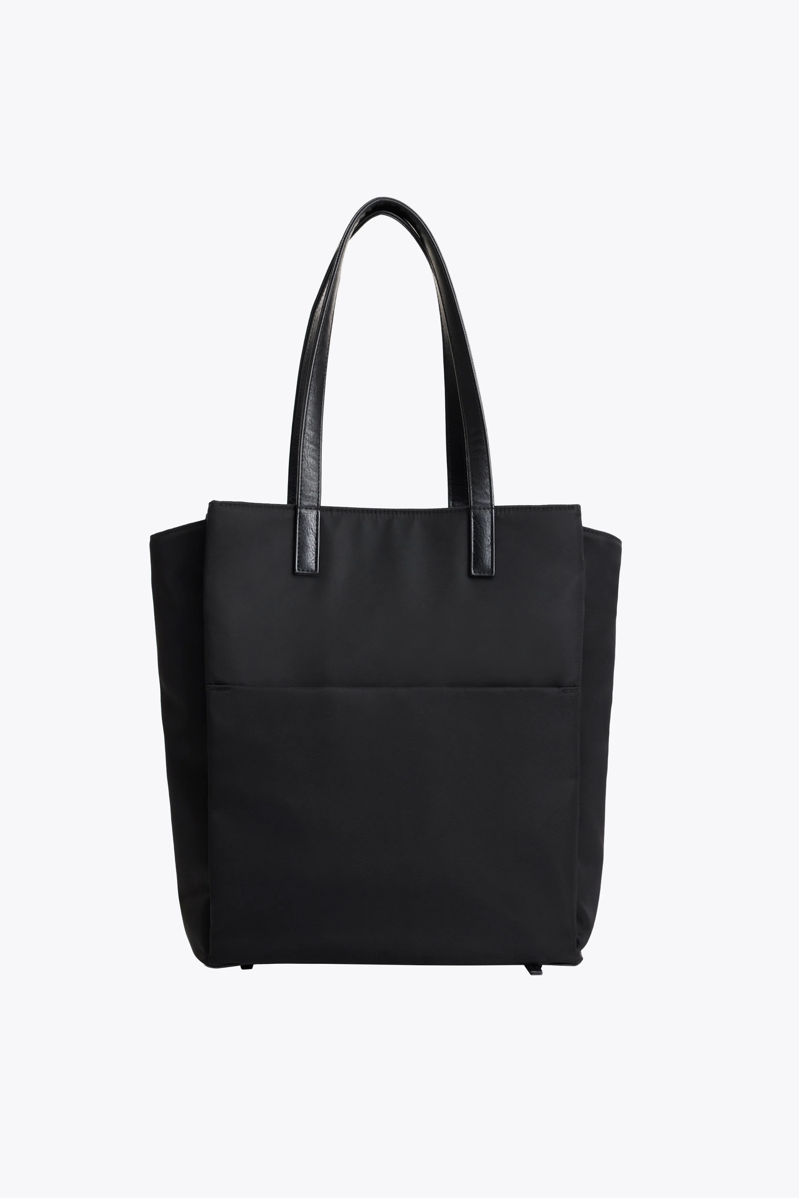 The Commuter Tote in Black - Image 4