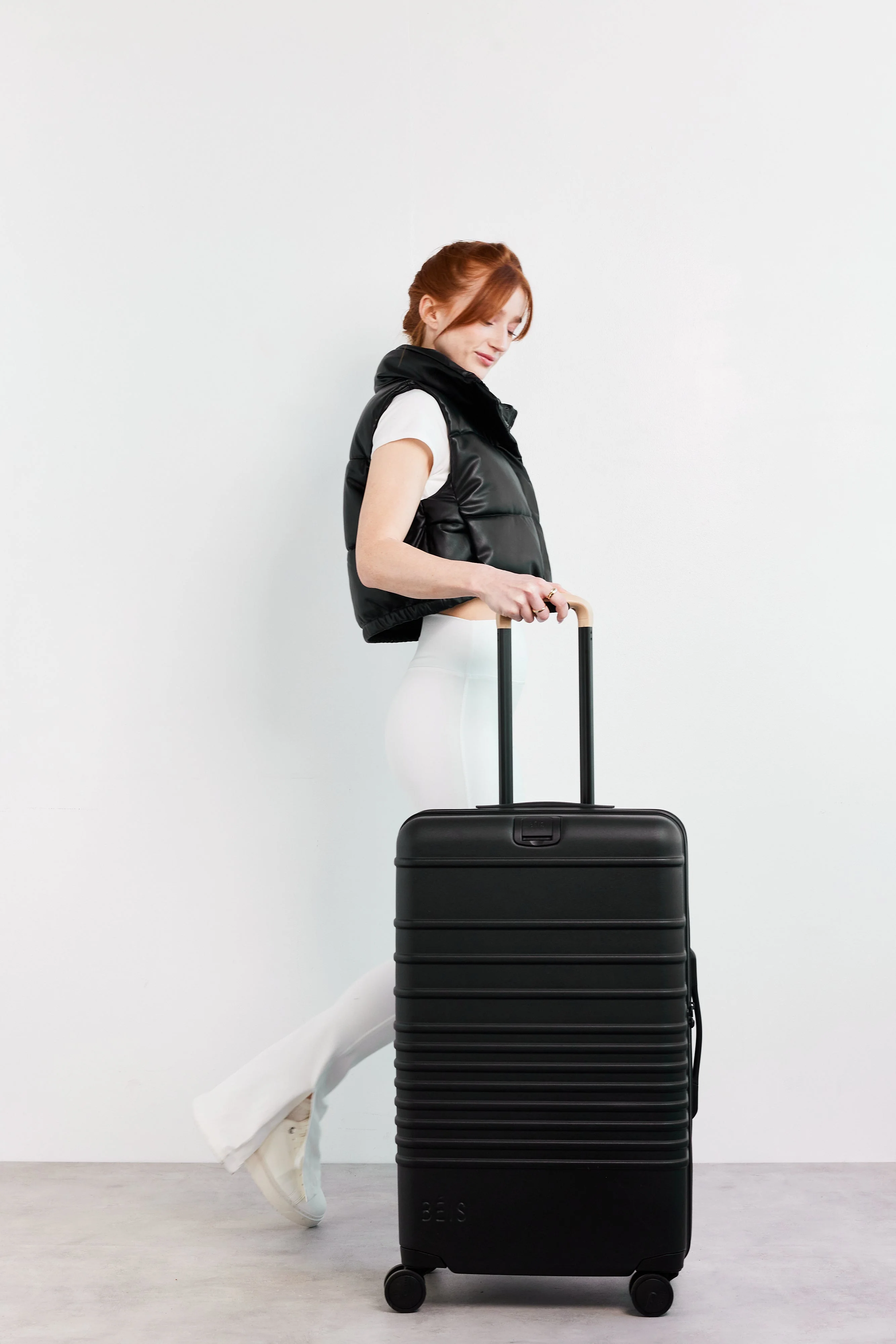 Resale The Medium Check-In Roller in Black - Image 5