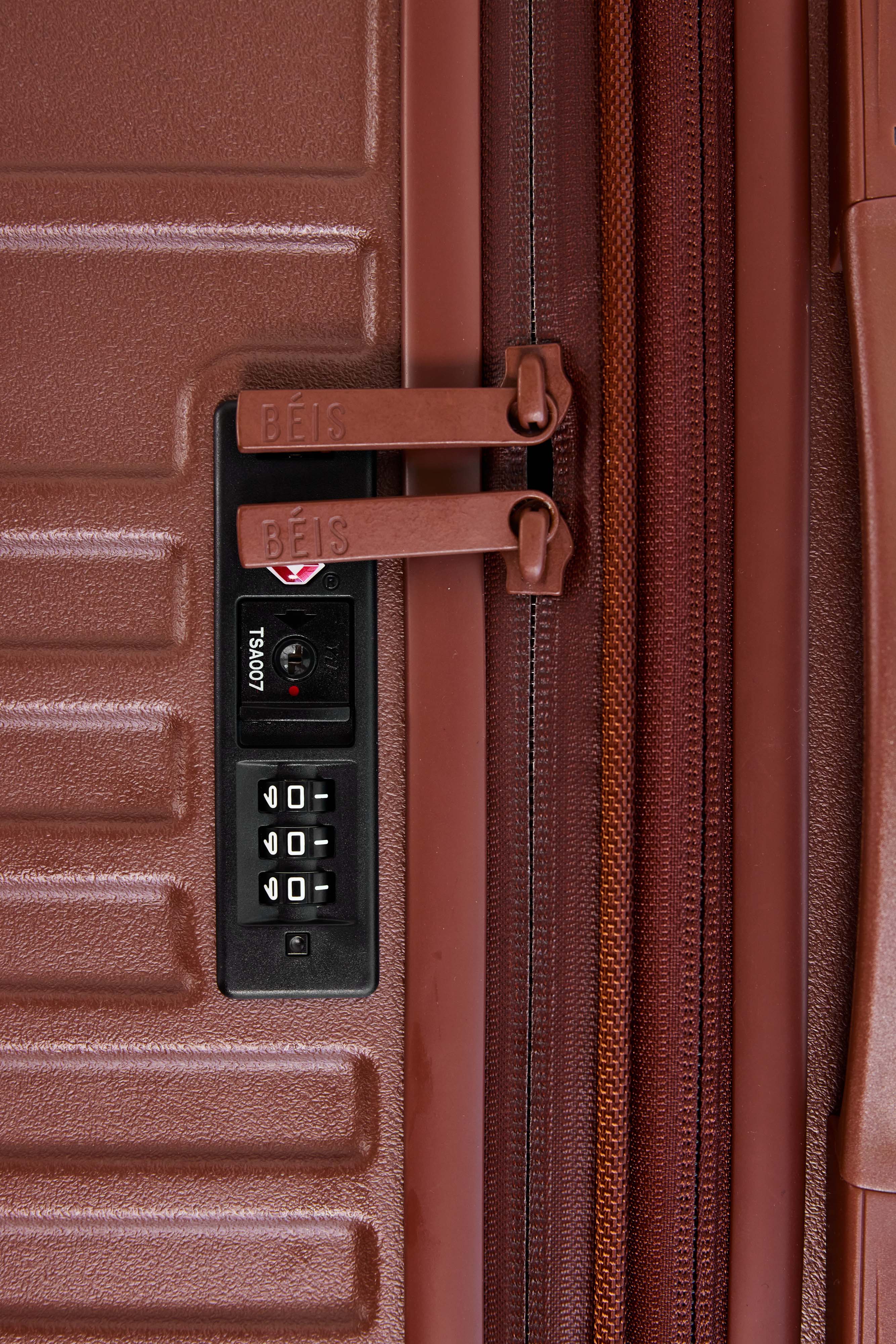 Resale The Medium Check-In Roller in Maple - Image 9