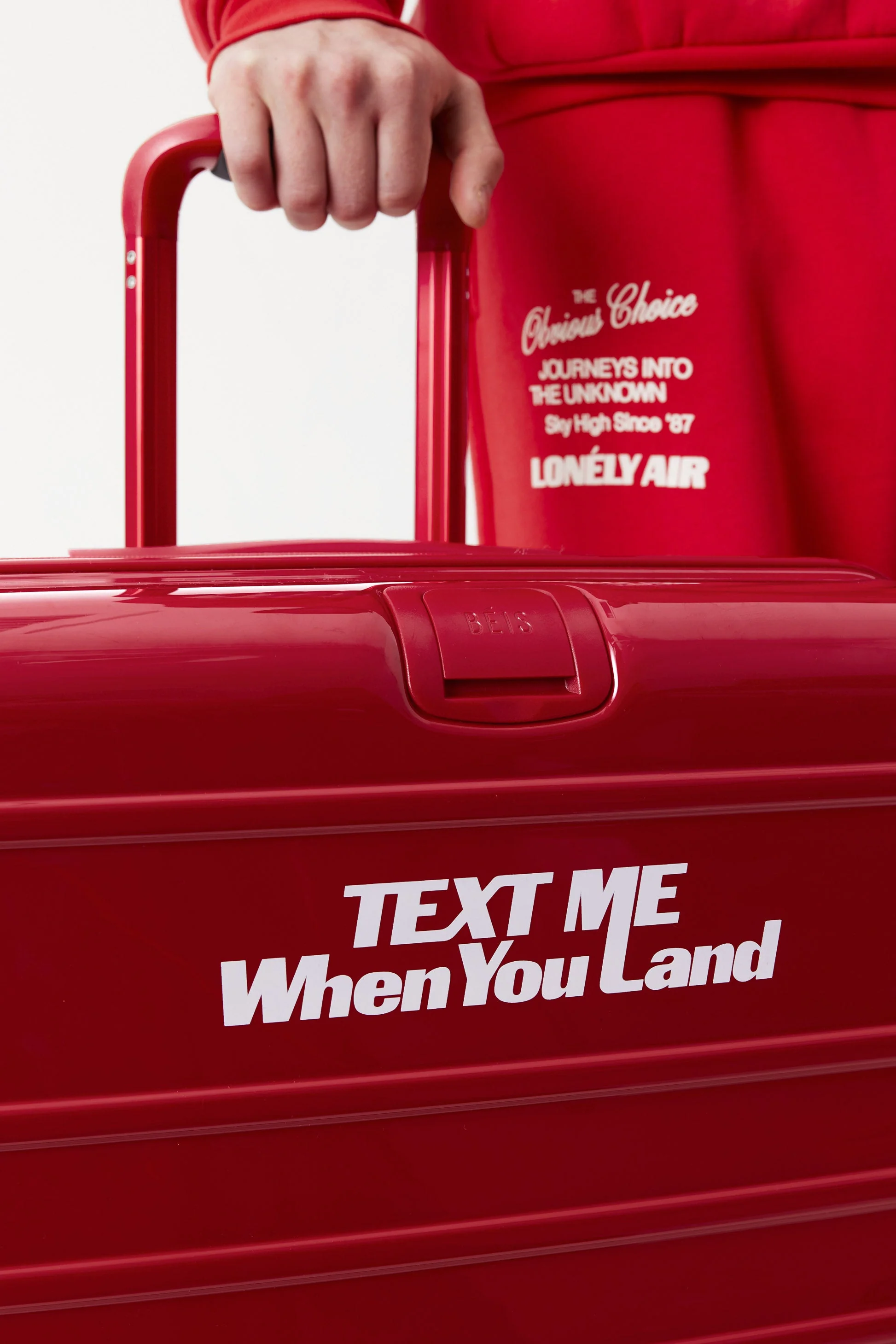 Resale The Medium Check-In Roller in Text Me Red - Image 12