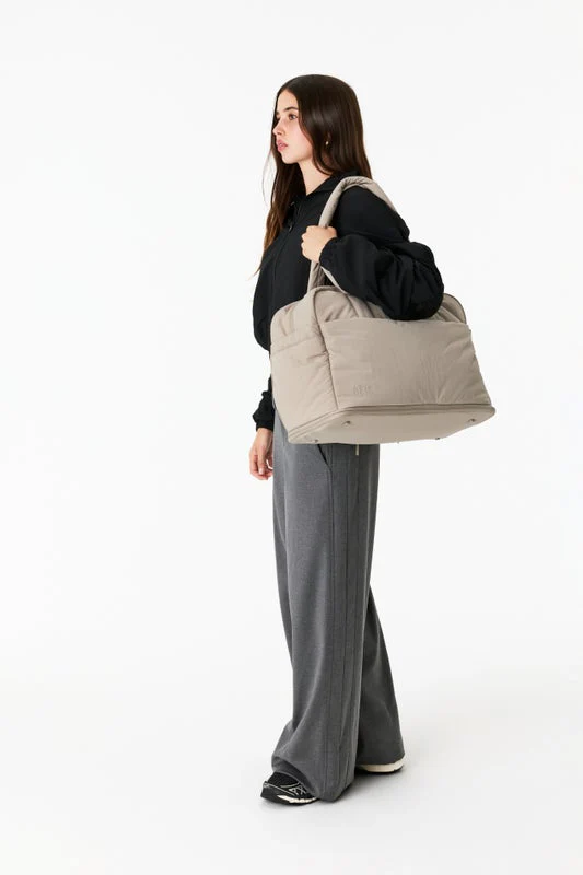 Resale The Air Duffle in Oat - Image 5