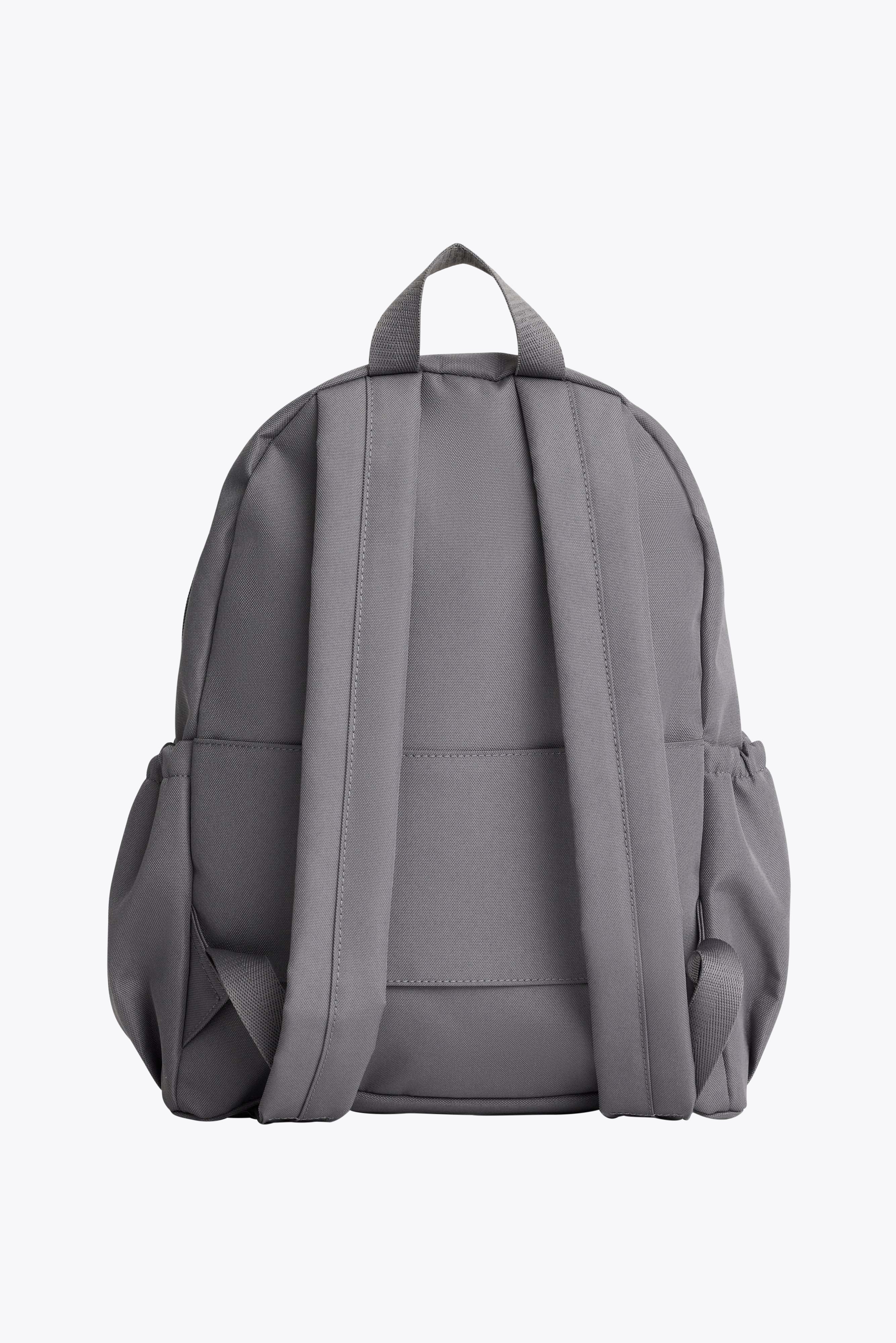 Resale The BÉISics Backpack in Grey - Image 3