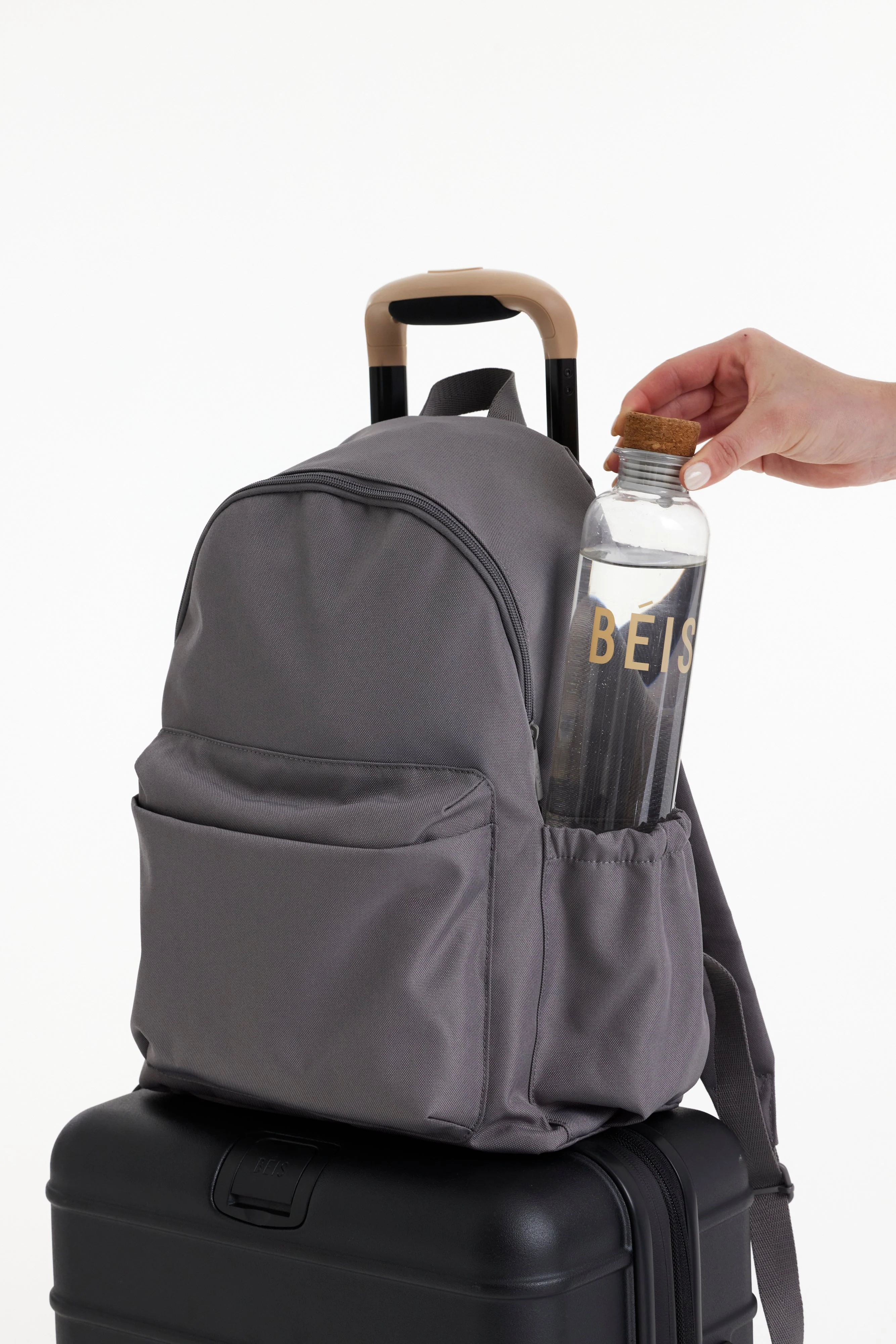 Resale The BÉISics Backpack in Grey - Image 6