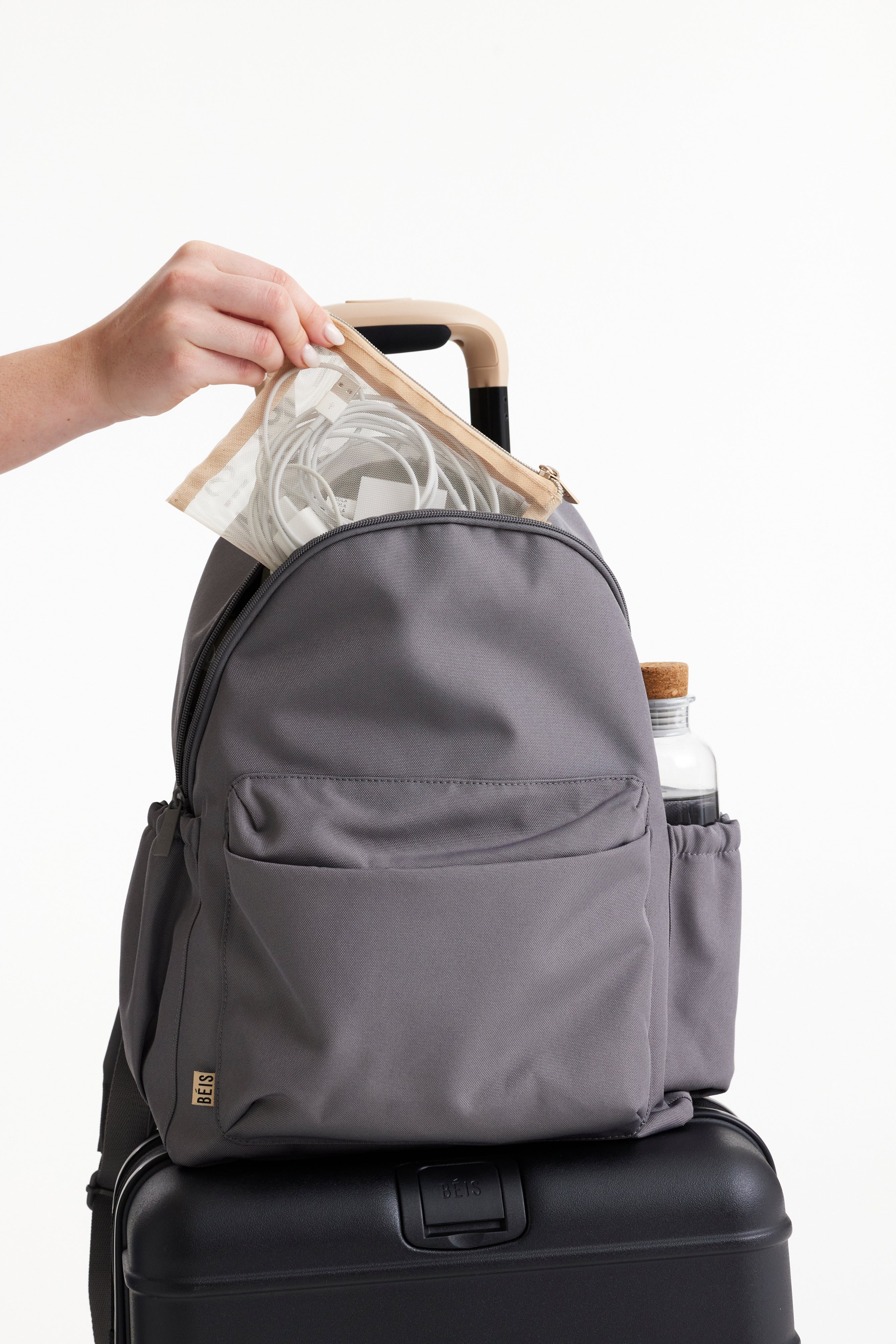 Resale The BÉISics Backpack in Grey - Image 8