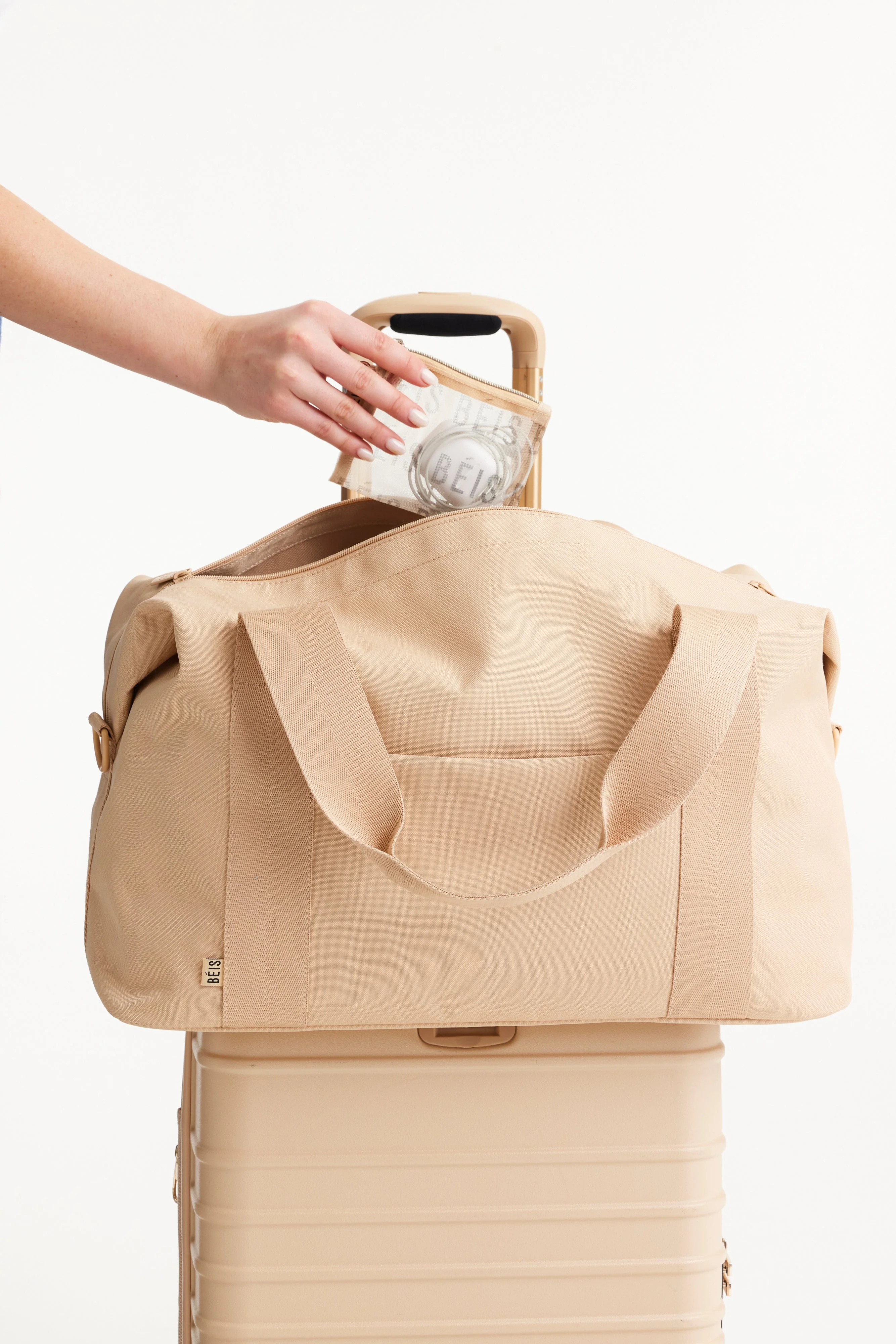 Resale The BÉISics Duffle in Beige - Image 9