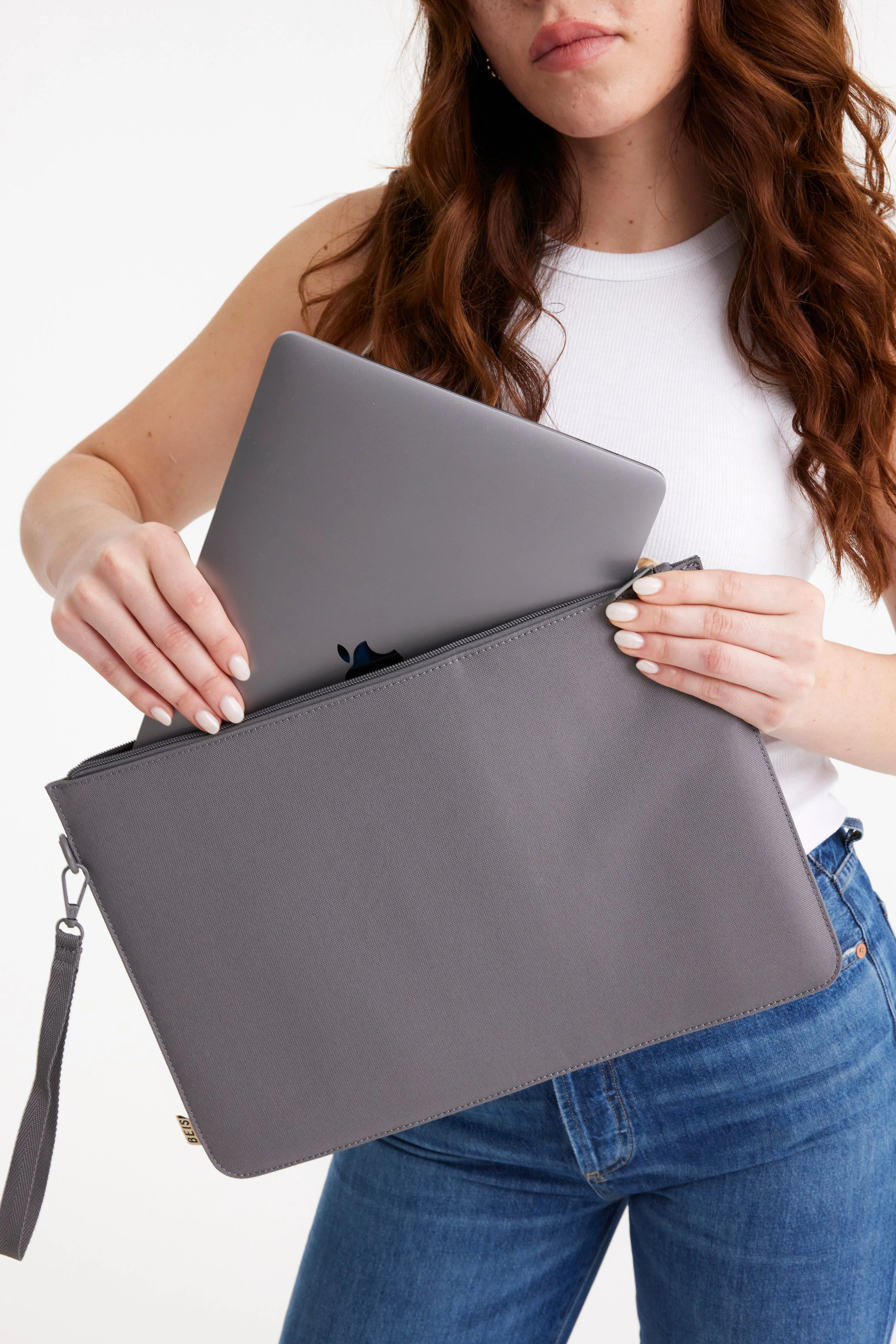 Resale The BÉISics Laptop Pouch in Grey - Image 3