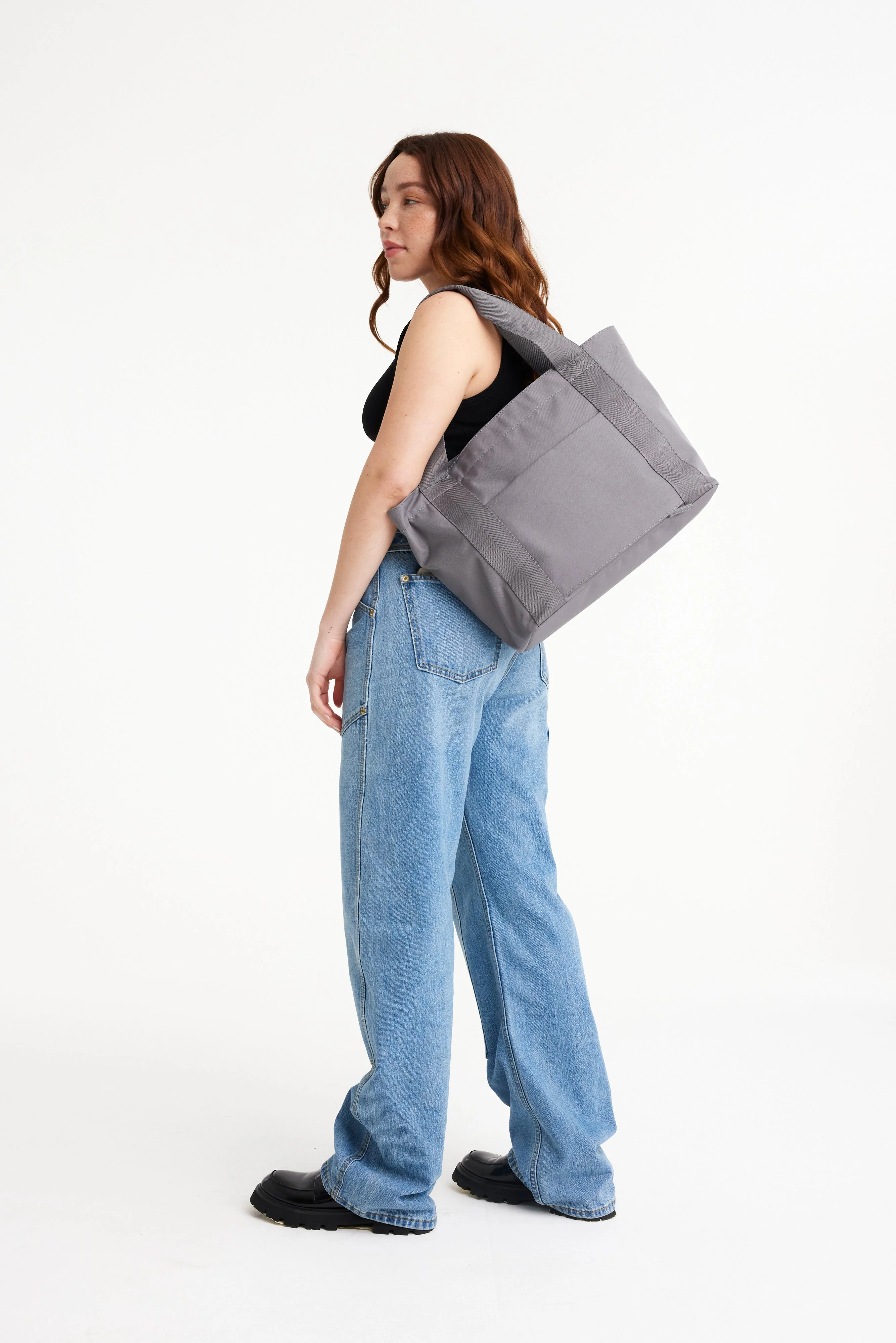 Resale The BÉISics Tote in Grey - Image 5