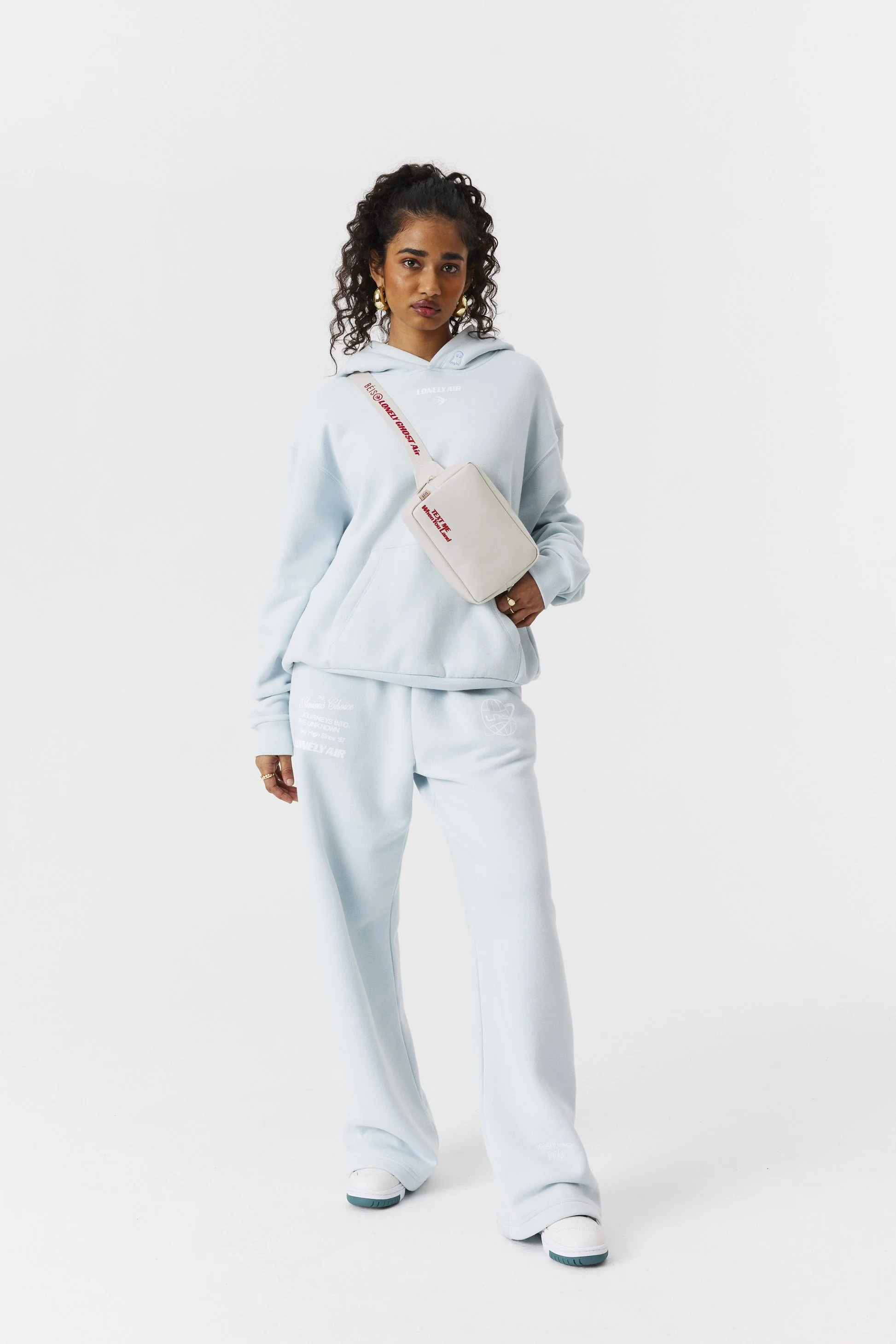 Resale The Belt Bag in Ghost White - Image 9
