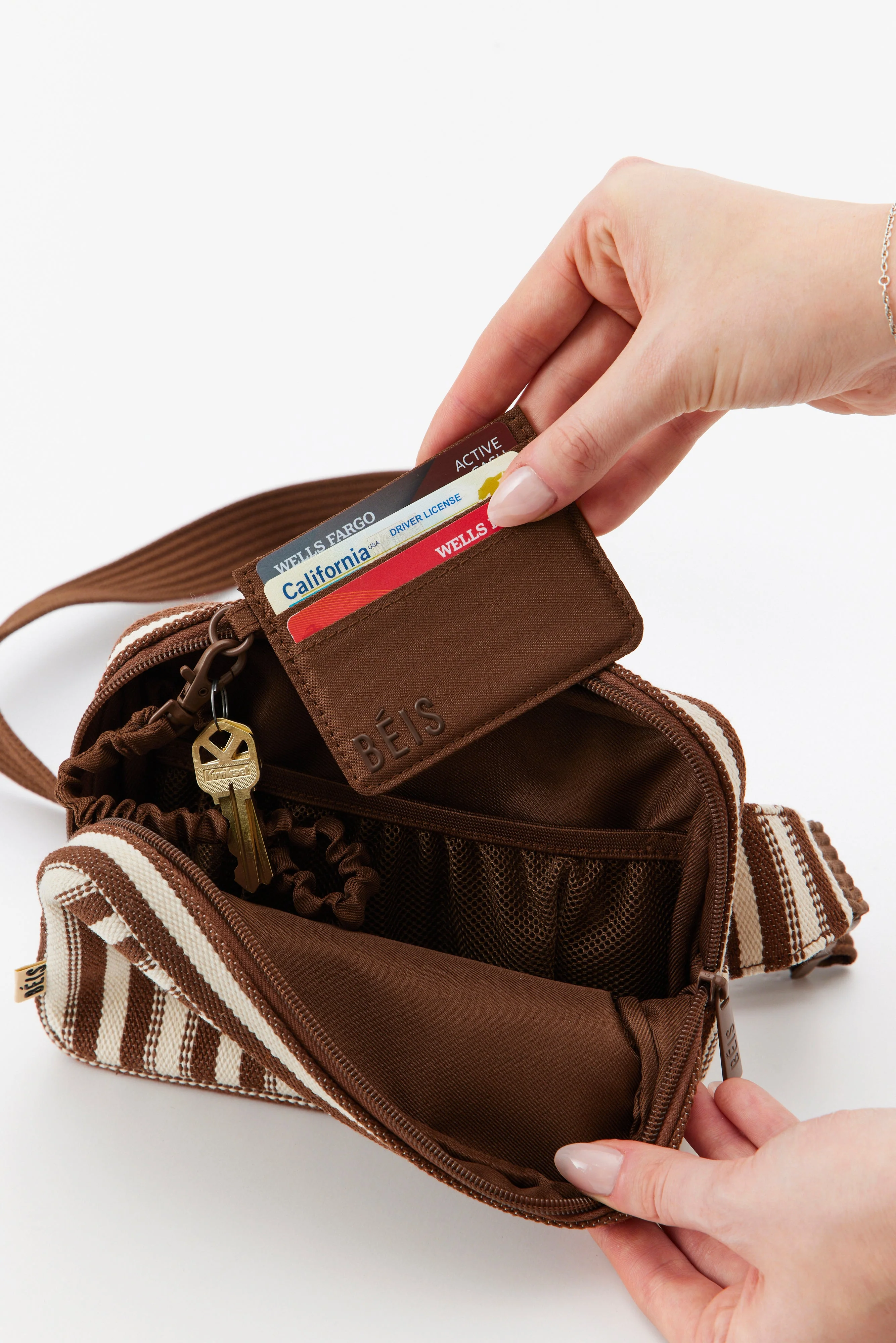 Resale The Belt Bag in Maple Stripe - Image 3