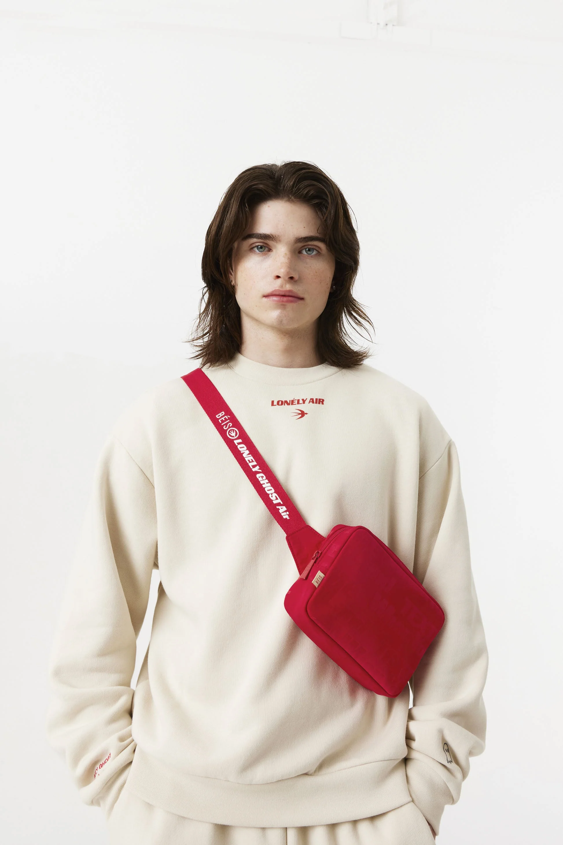 Resale The Belt Bag in Text Me Red - Image 5