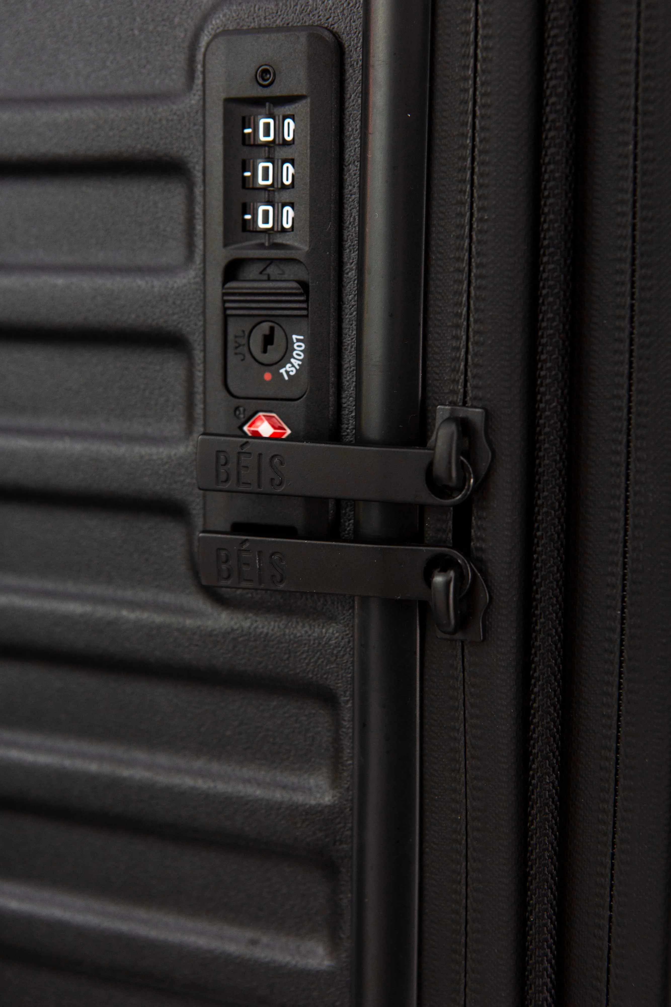 Resale The Carry-On Roller in Black - Image 10