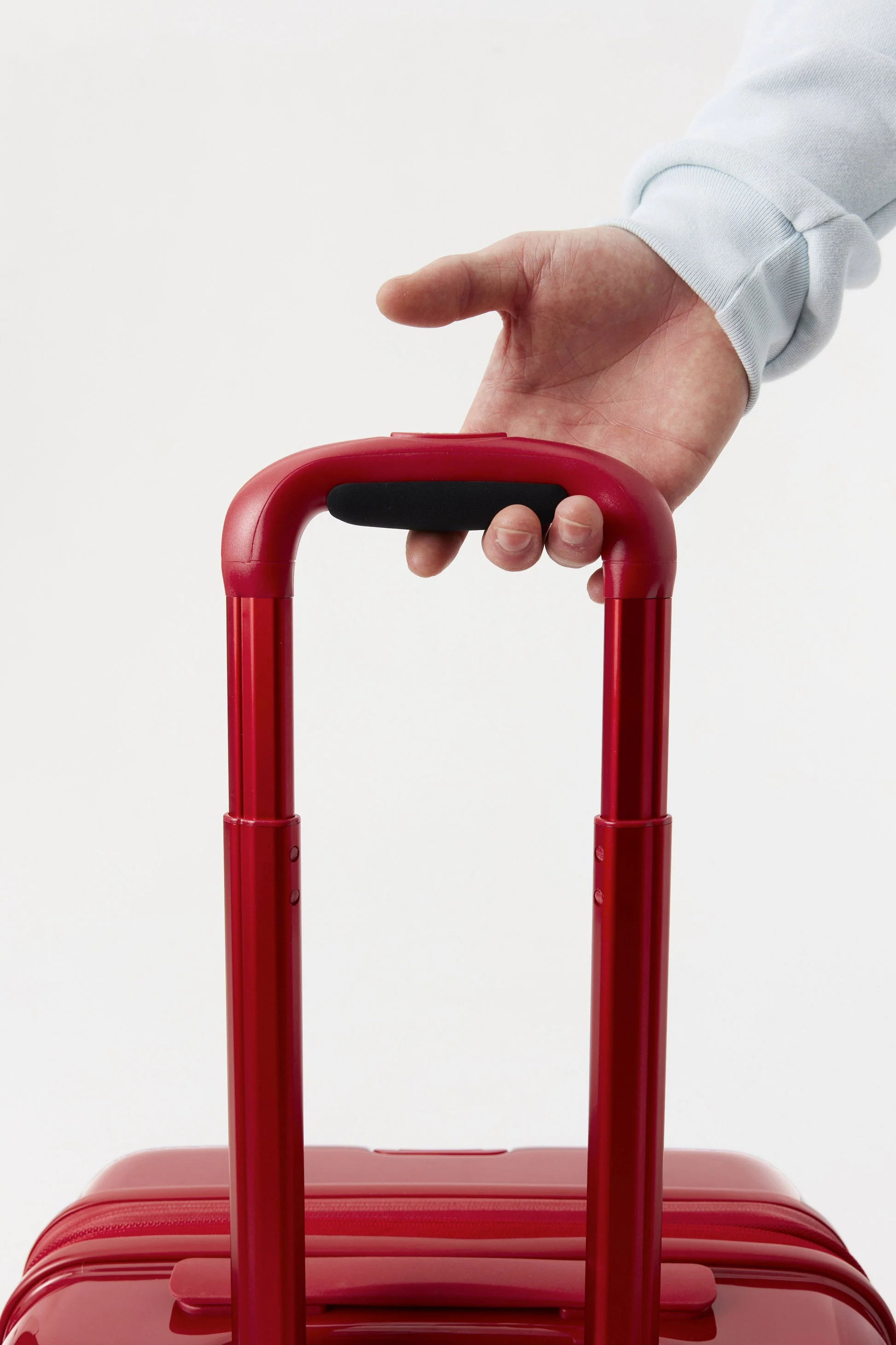 Resale The Carry-On Roller in Text Me Red - Image 8