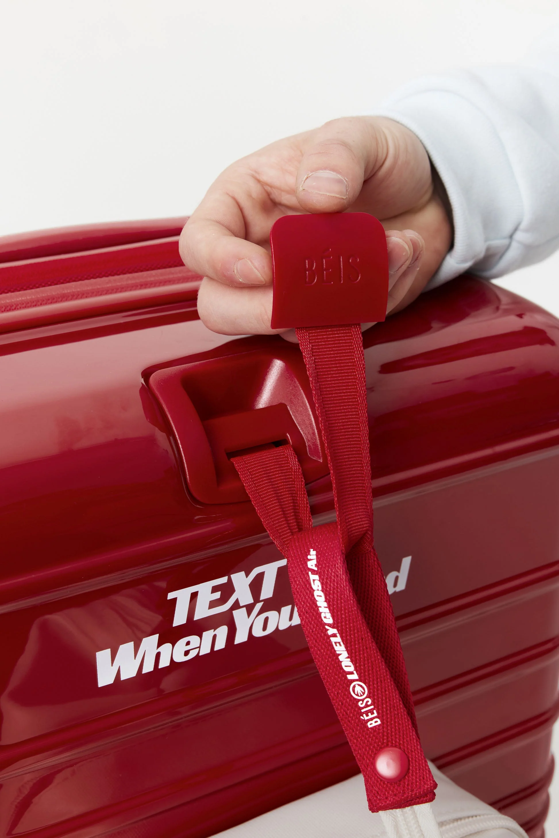 Resale The Carry-On Roller in Text Me Red - Image 9
