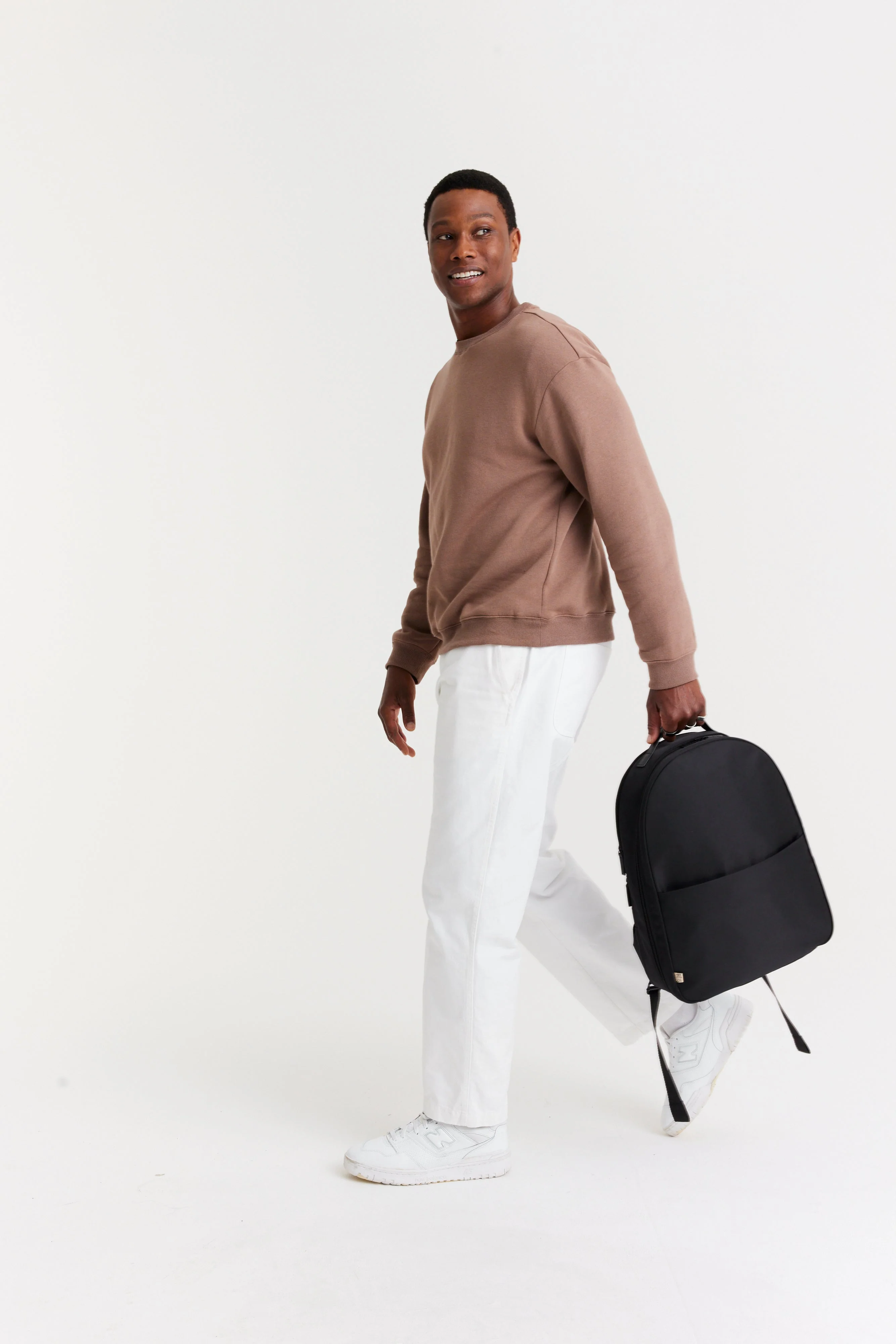 Resale The Commuter Backpack in Black - Image 9