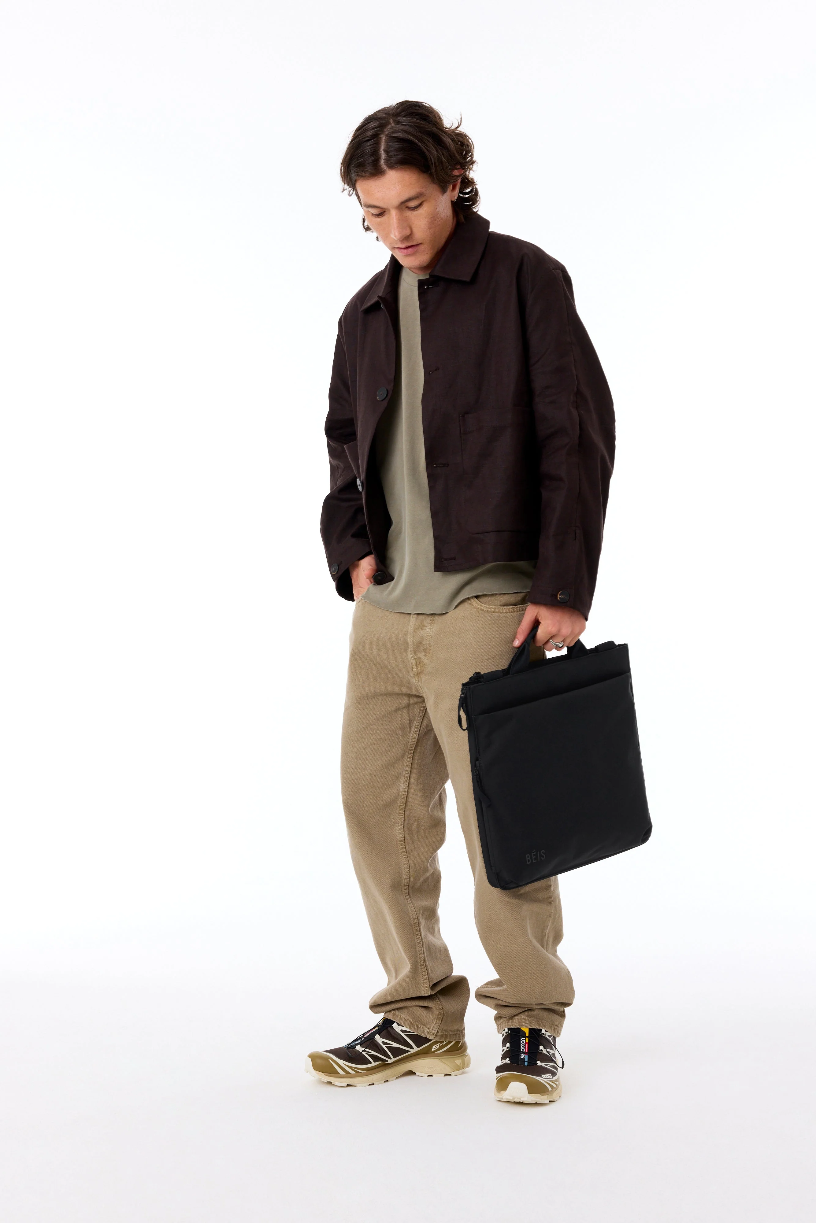 Resale The Convertible Luggage Vest in Black - Image 5