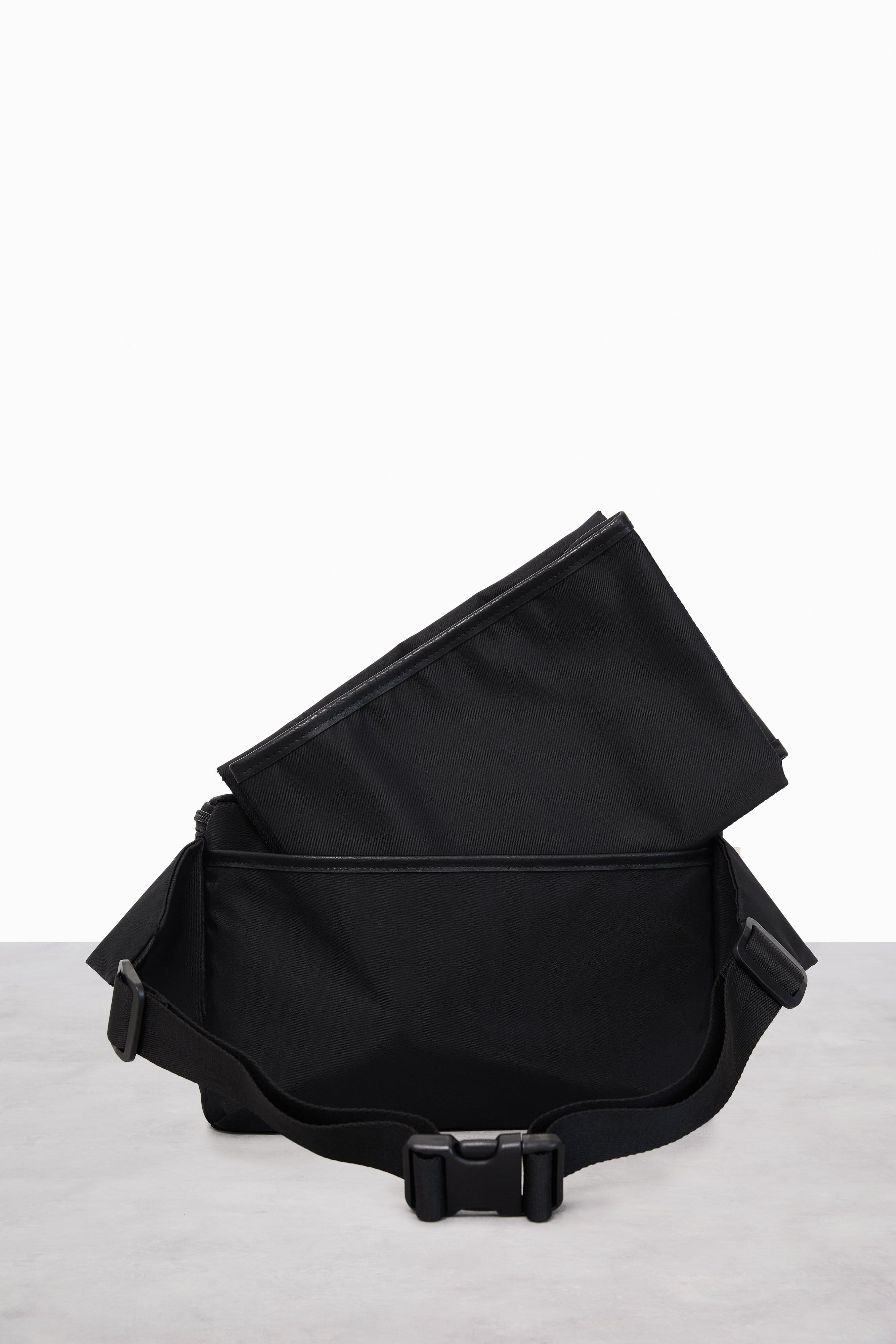 Resale The Diaper Pack in Black - Image 6