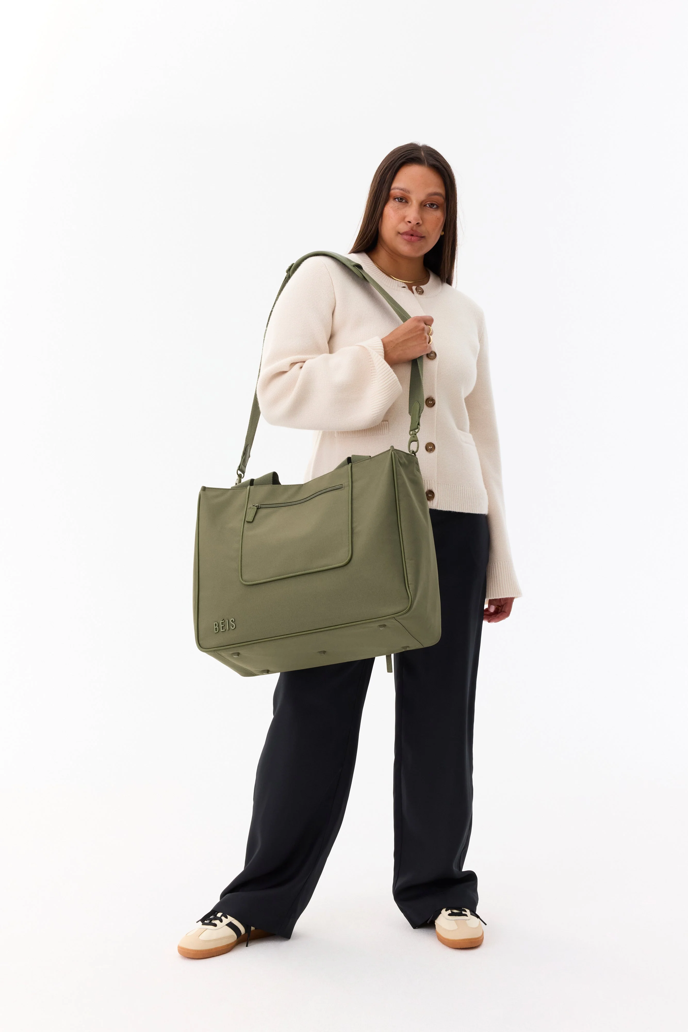 Resale The East To West Tote in Olive - Image 5