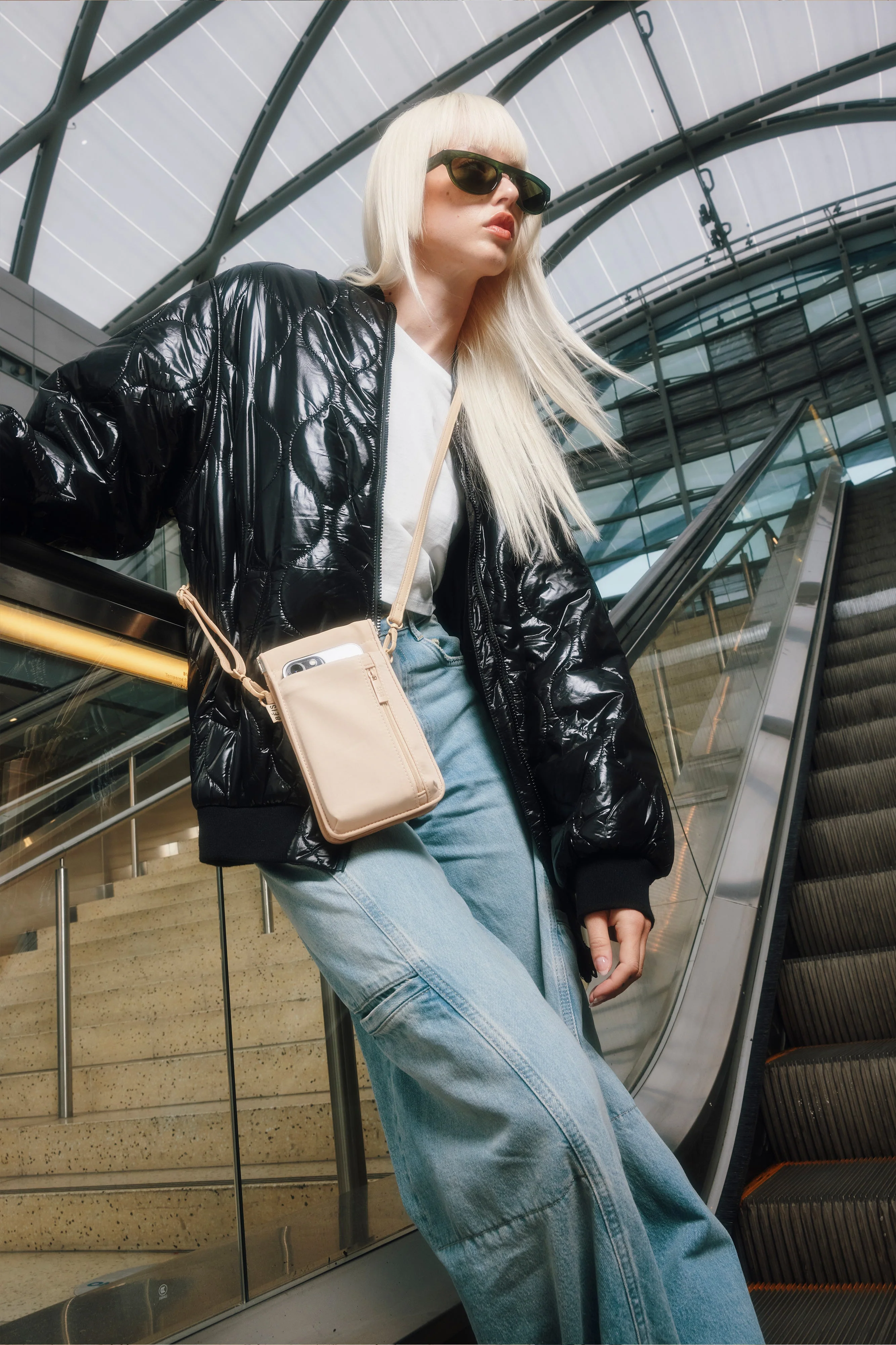 Resale The ID Crossbody Bag in Beige - Image 10