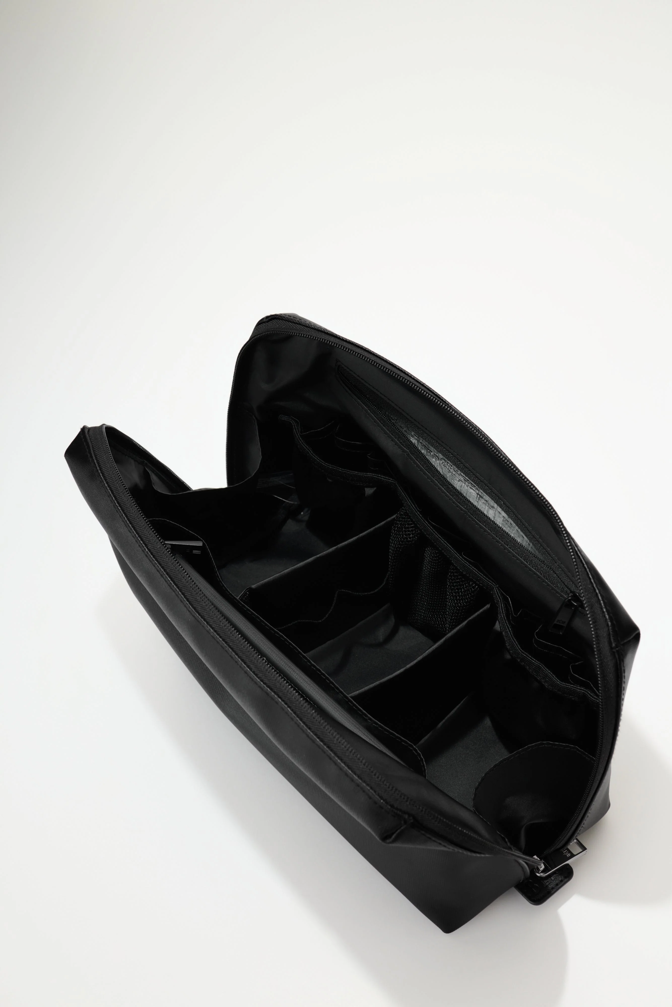 Resale The Large Cosmetic Pouch in Black - Image 2