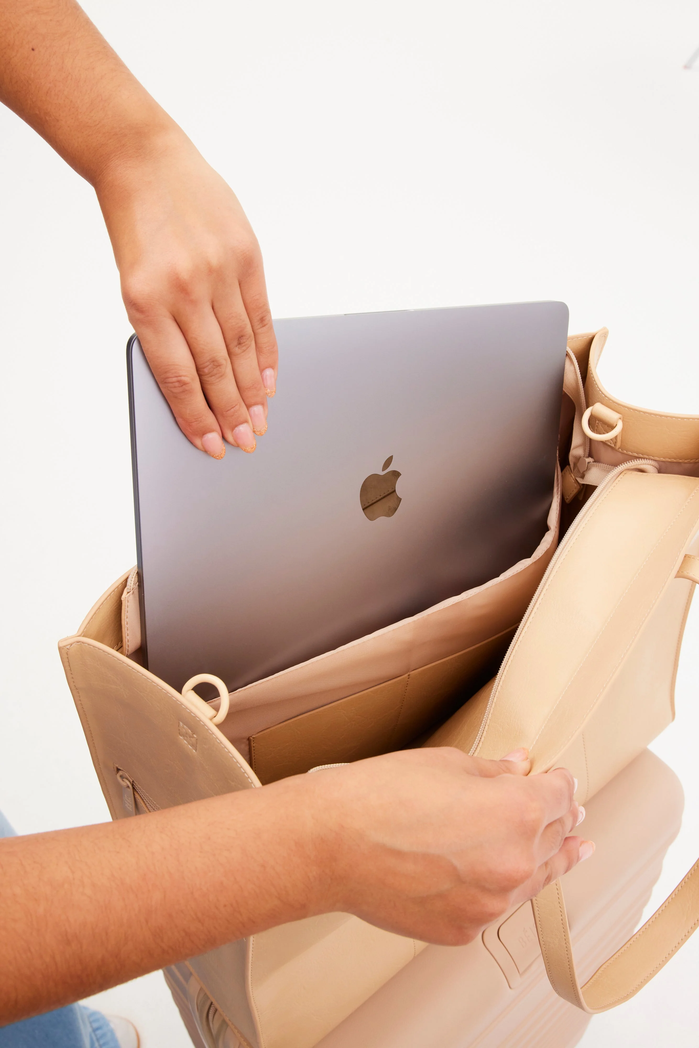 Resale The Large Work Tote in Beige - Image 6