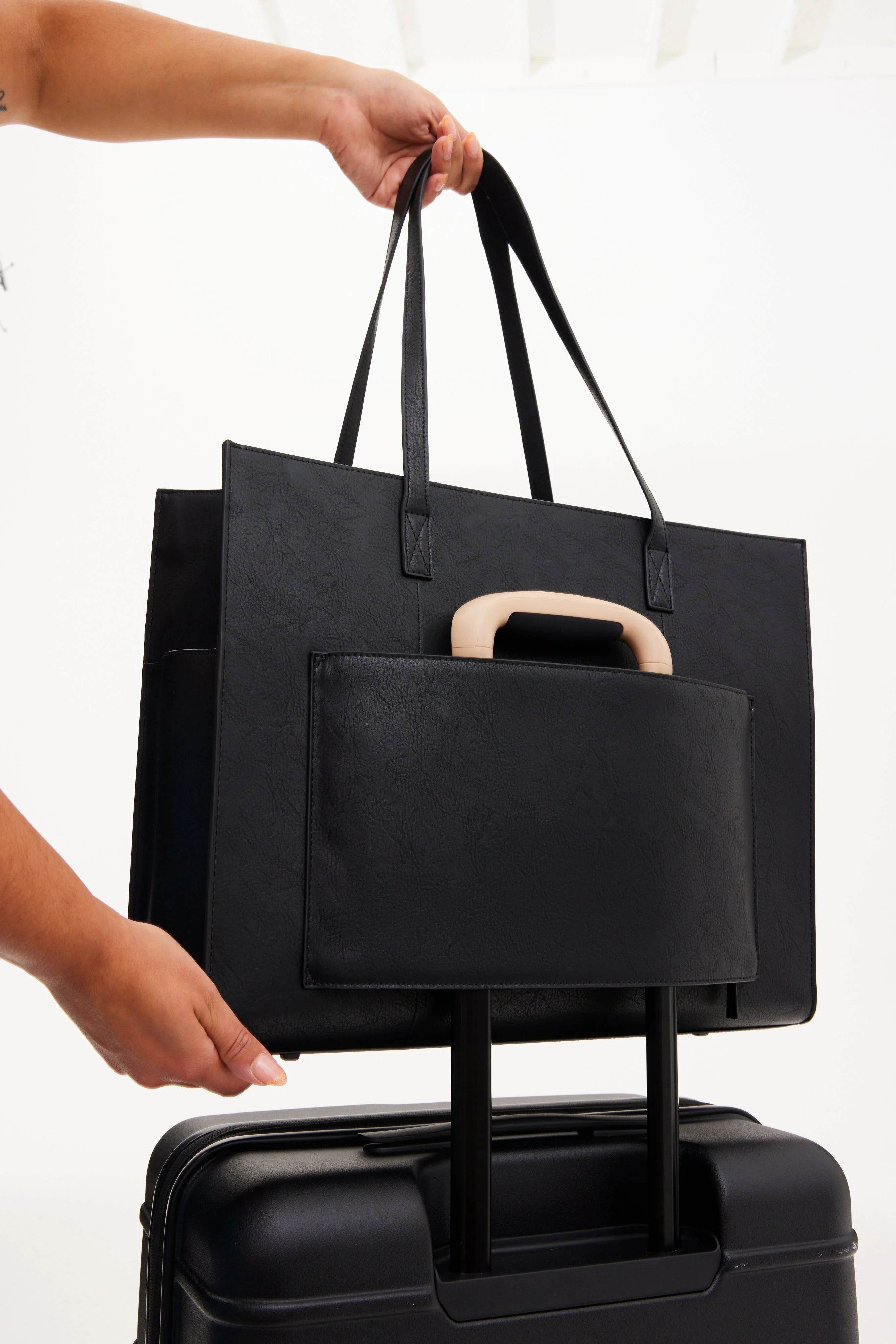 Resale The Large Work Tote in Black - Image 9