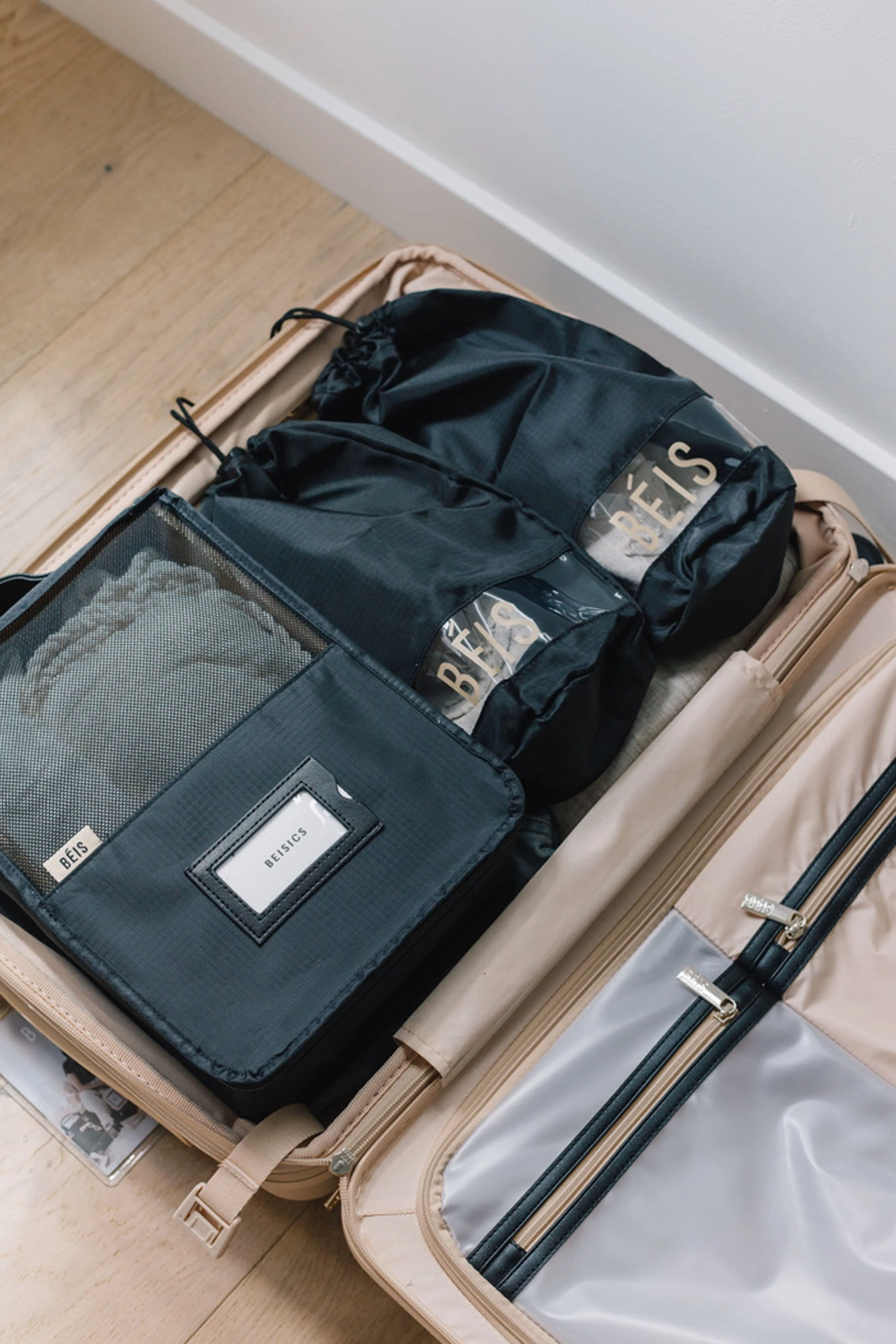 Resale The Packing Cubes in Black - Image 6