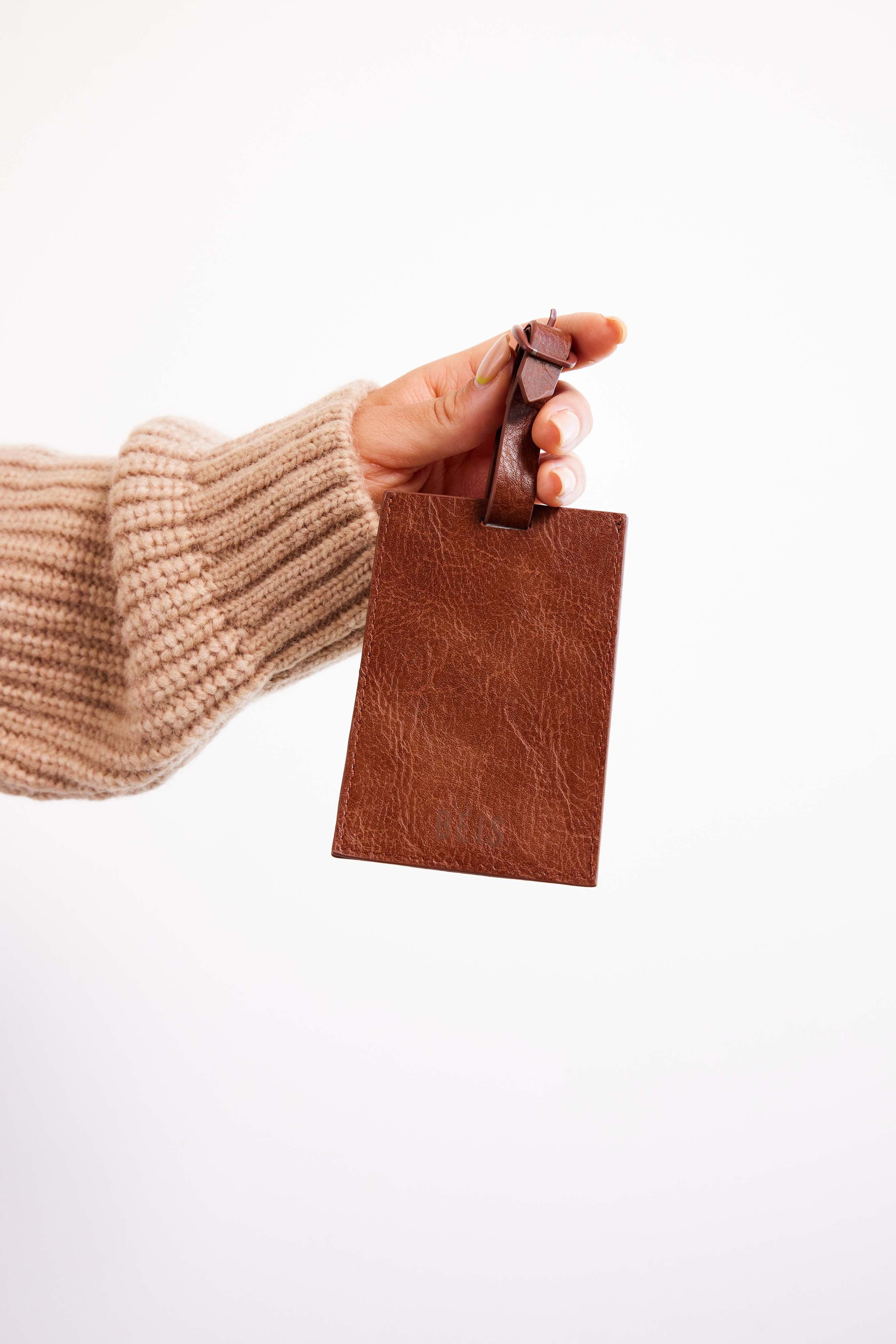 Resale The Passport & Luggage Tag Set in Maple - Image 6