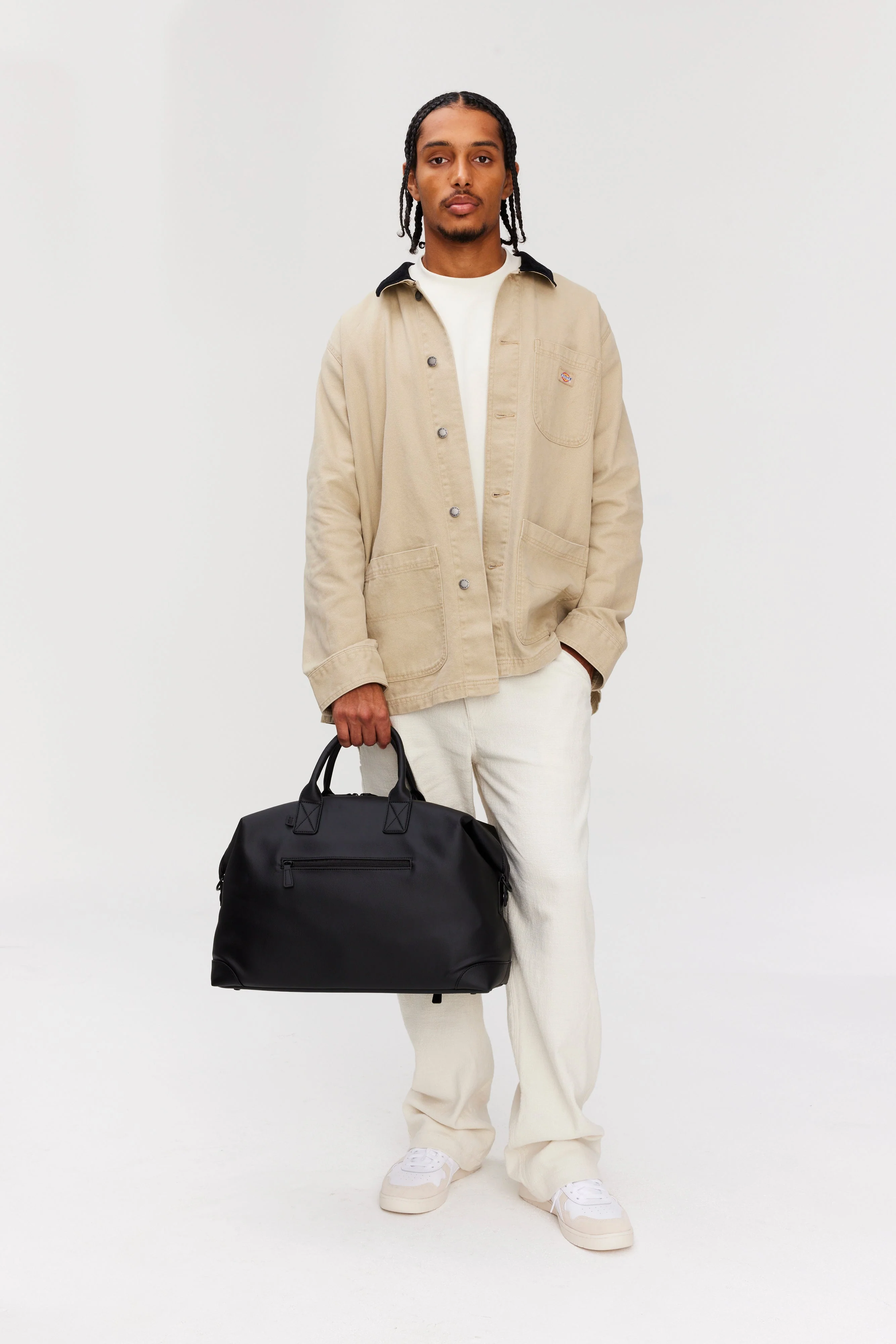Resale The Premium Duffle in Black - Image 5