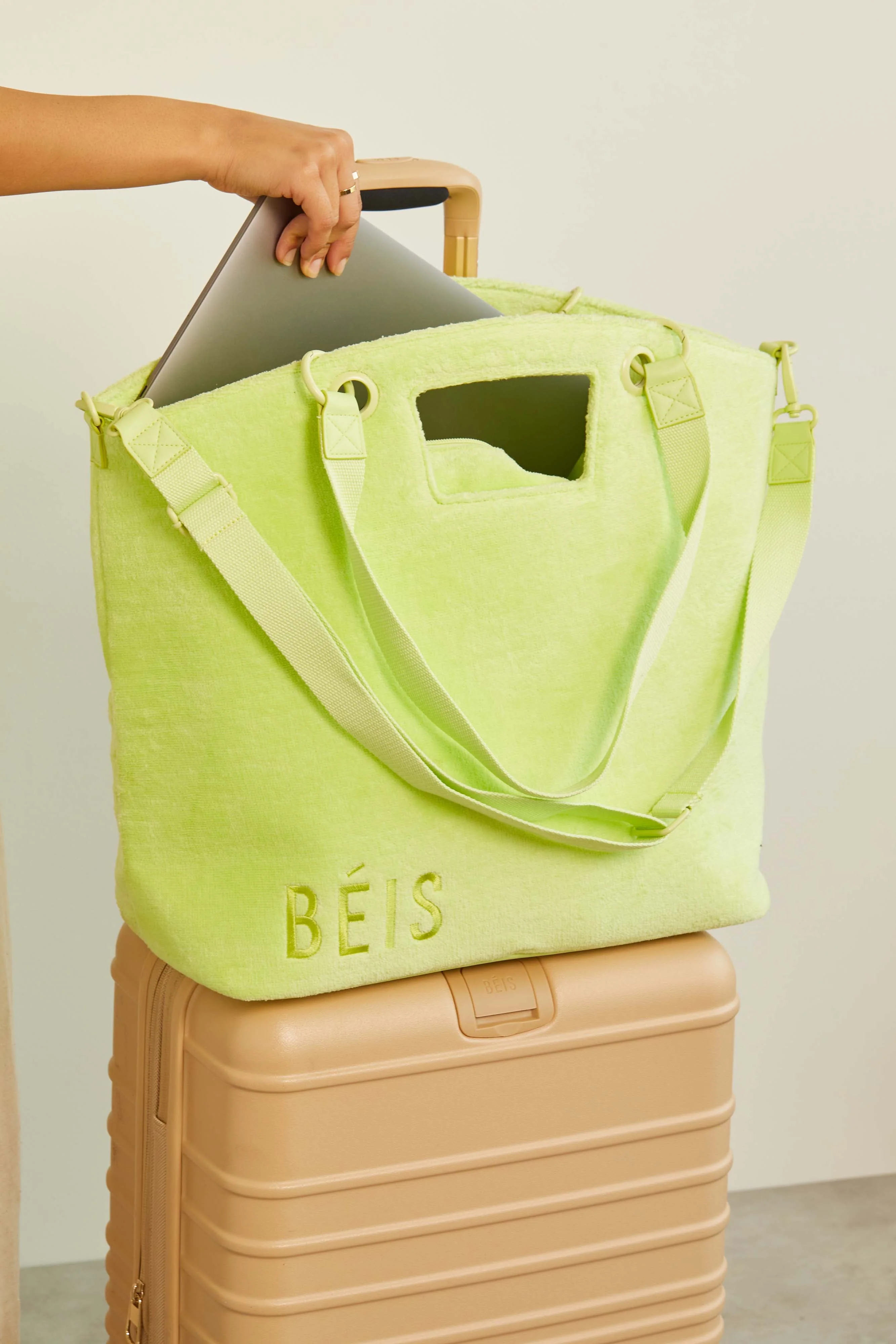 Resale The Terry Tote in Citron - Image 11