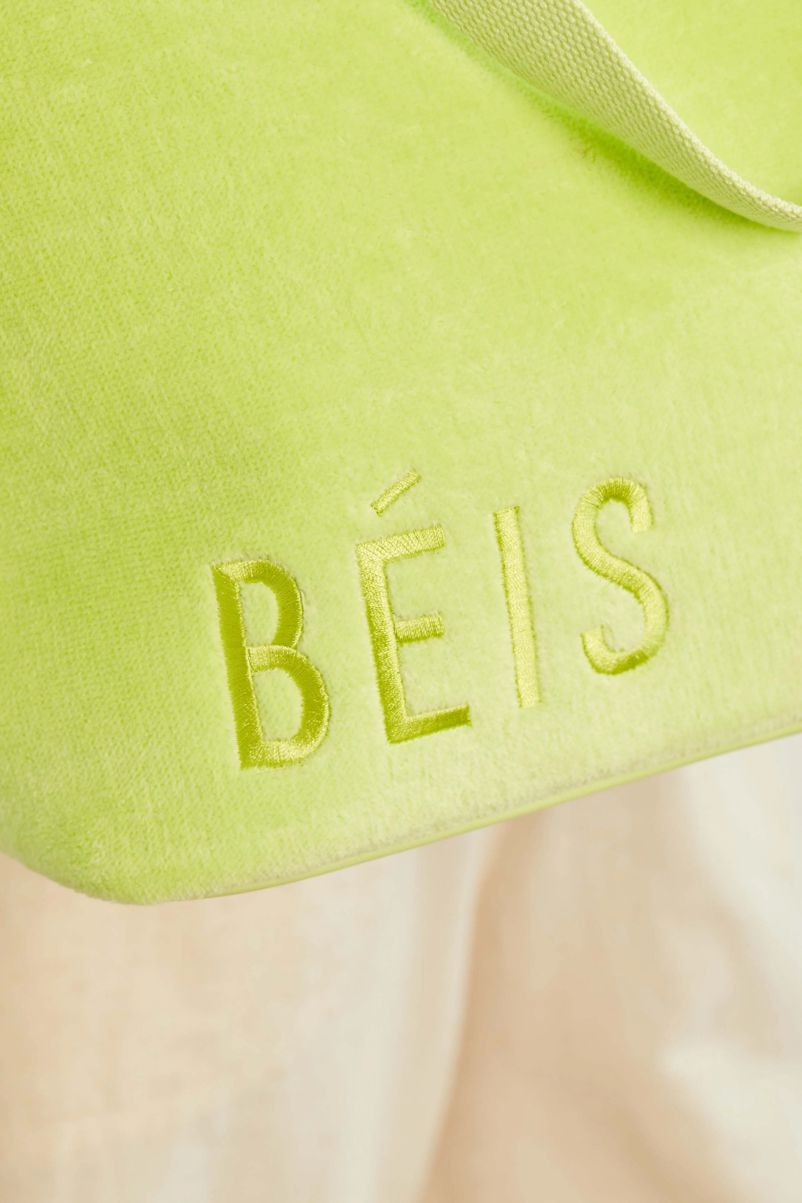 Resale The Terry Tote in Citron - Image 9