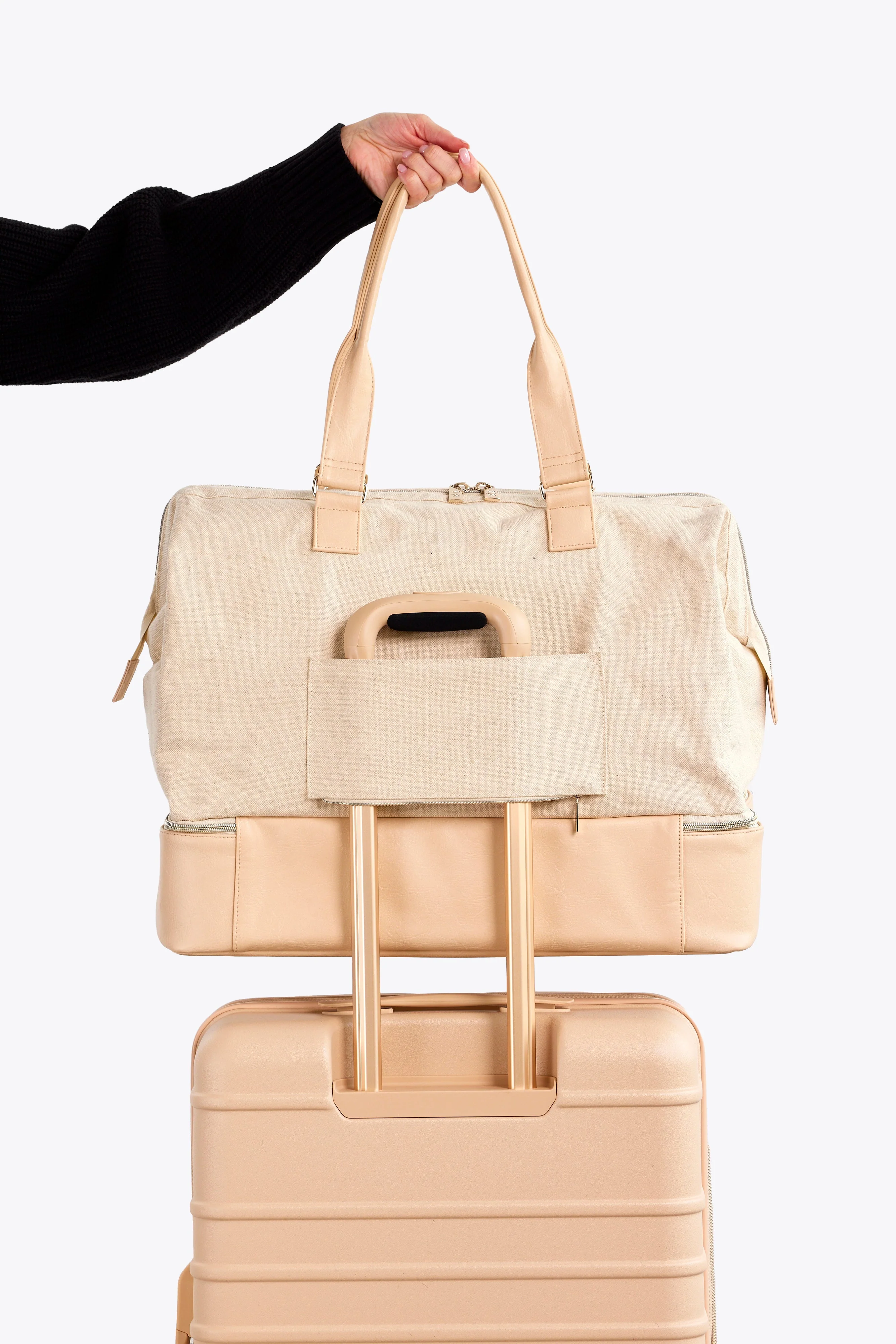 Resale The Weekender in Beige - Image 4
