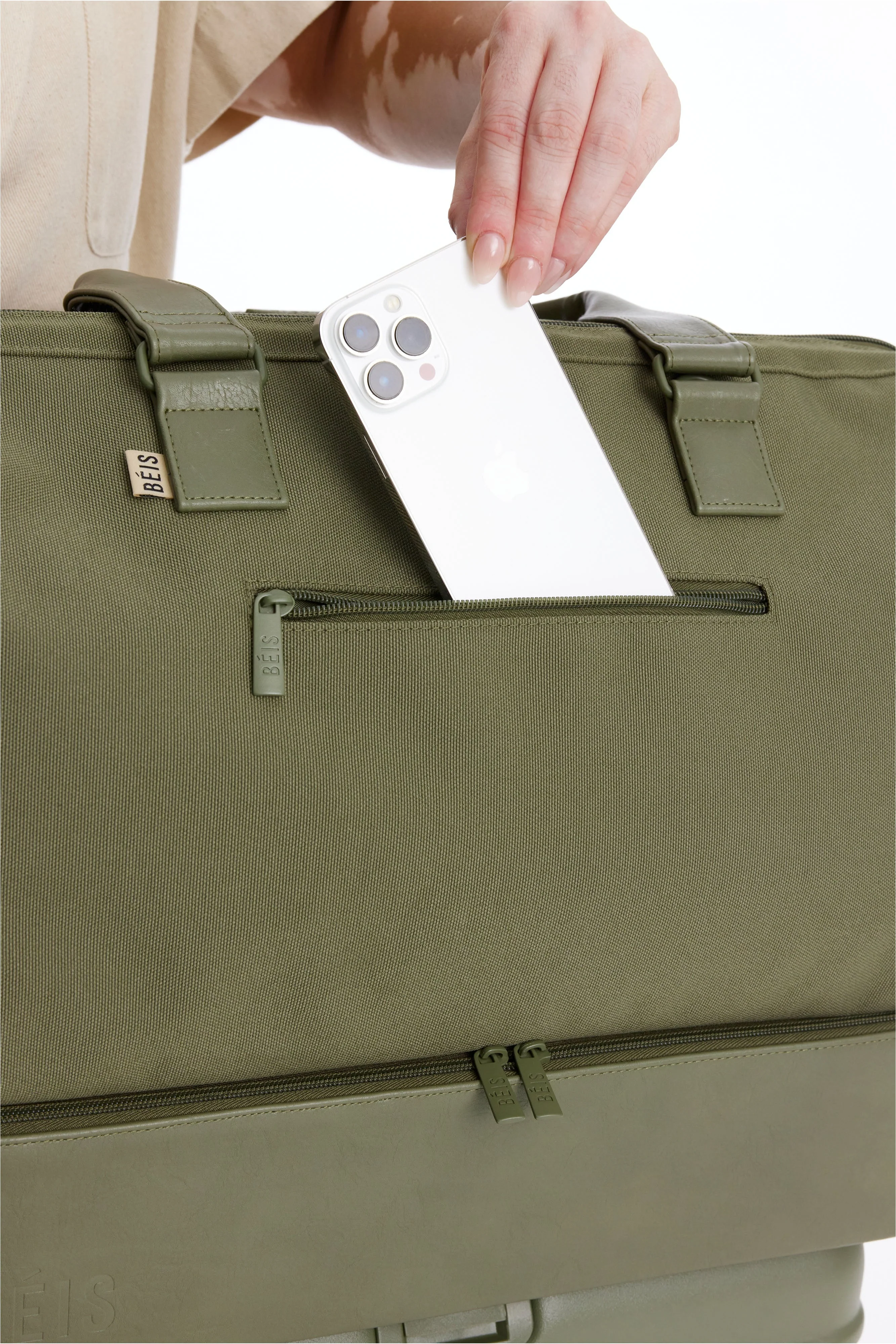 Resale The Weekender in Olive - Image 6