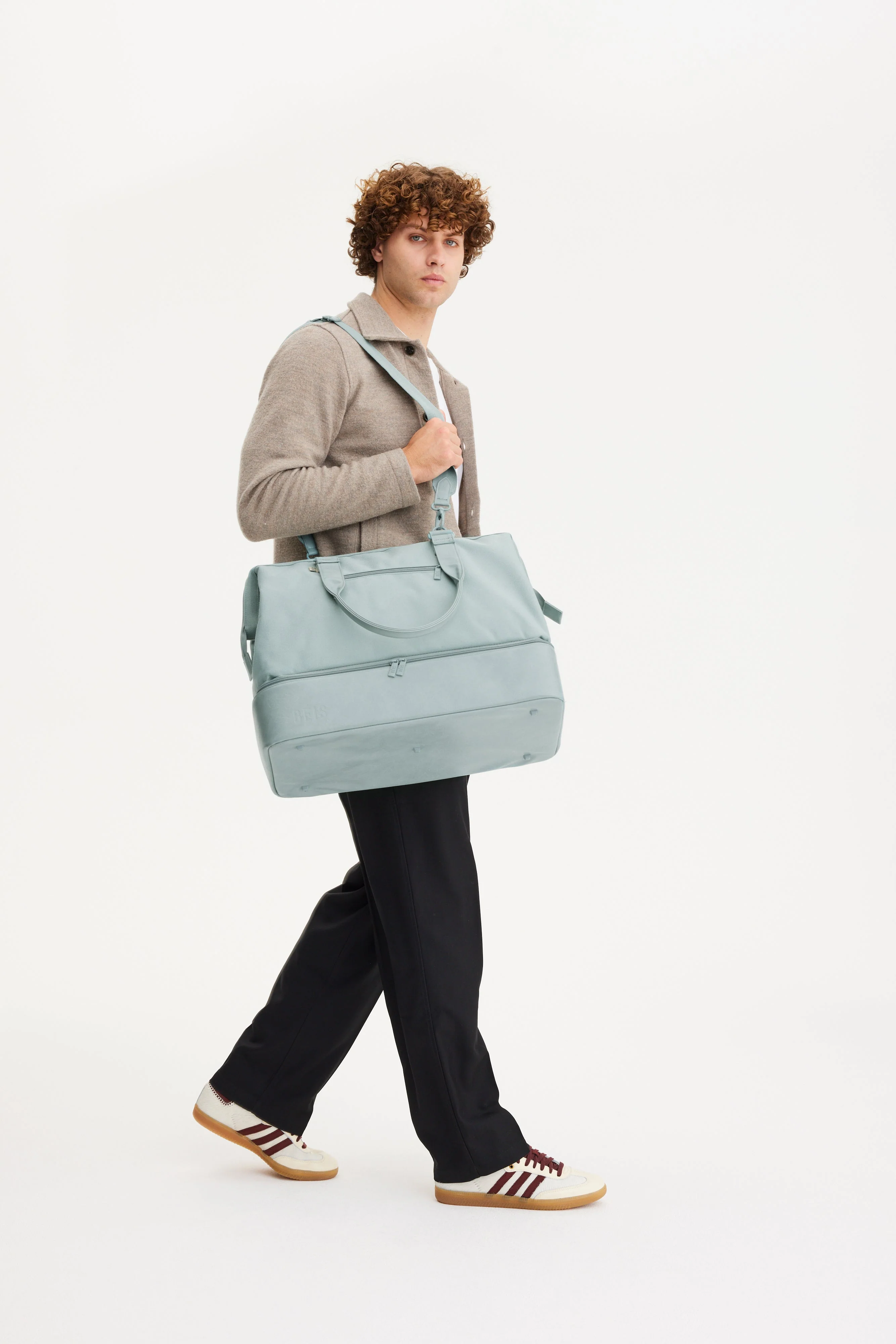 Resale The Weekender in Slate - Image 13