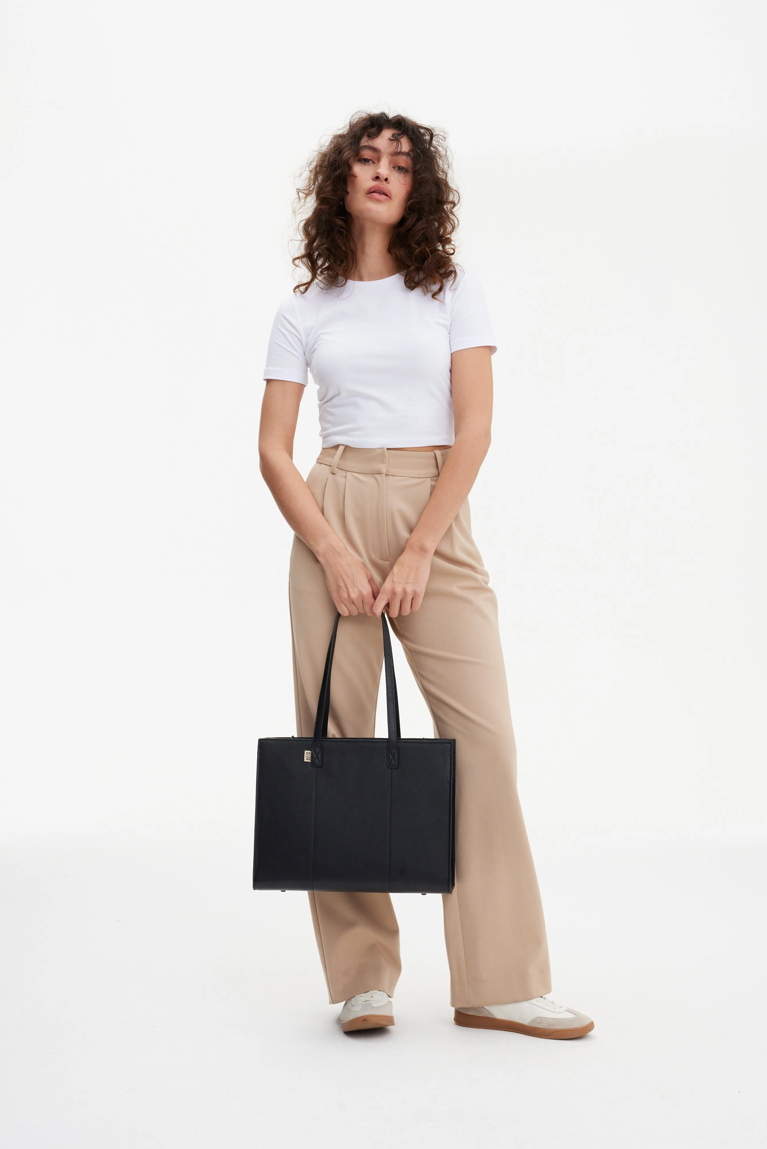 Resale The Work Tote in Black - Image 5