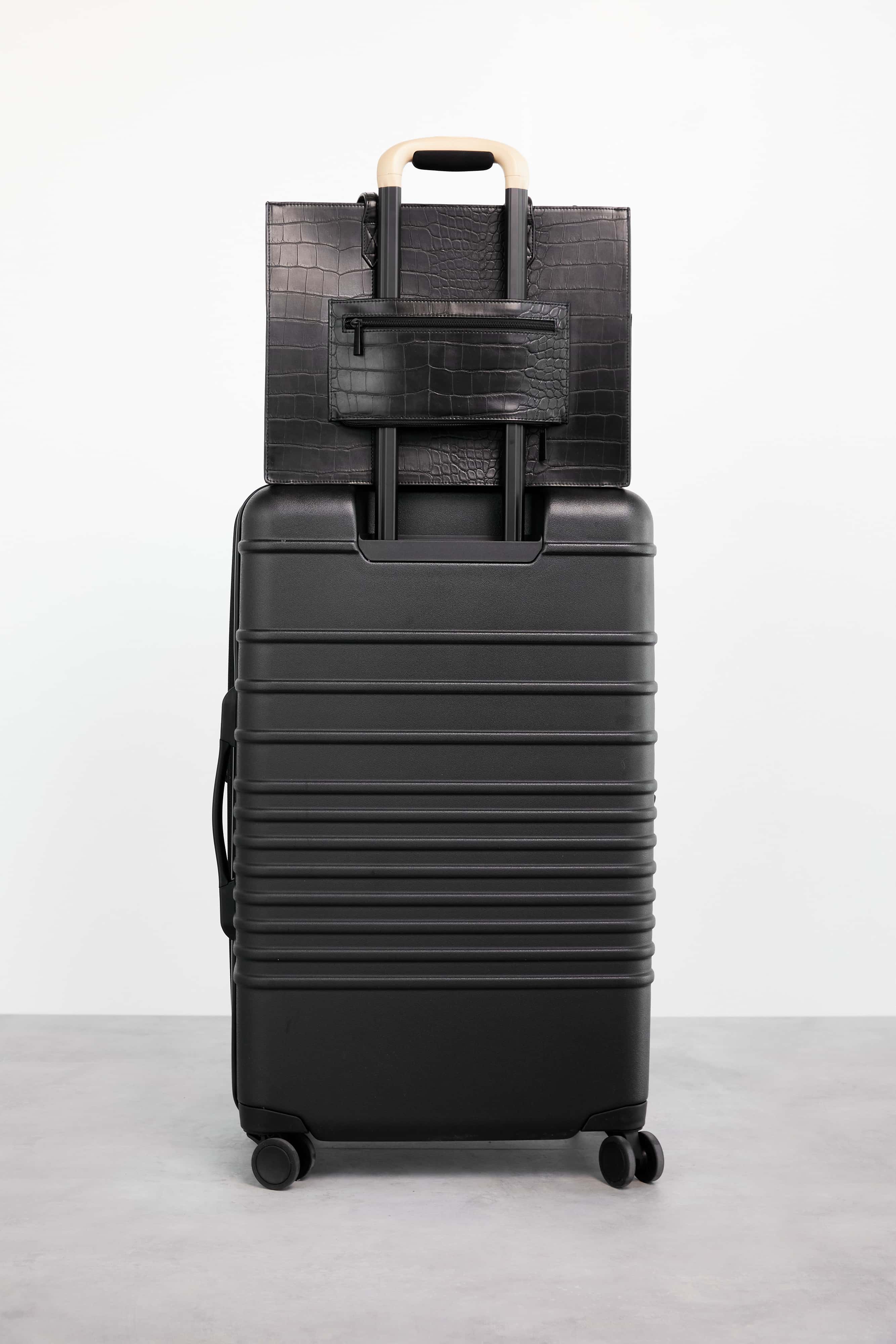 Resale The Work Tote in Black Croc - Image 7
