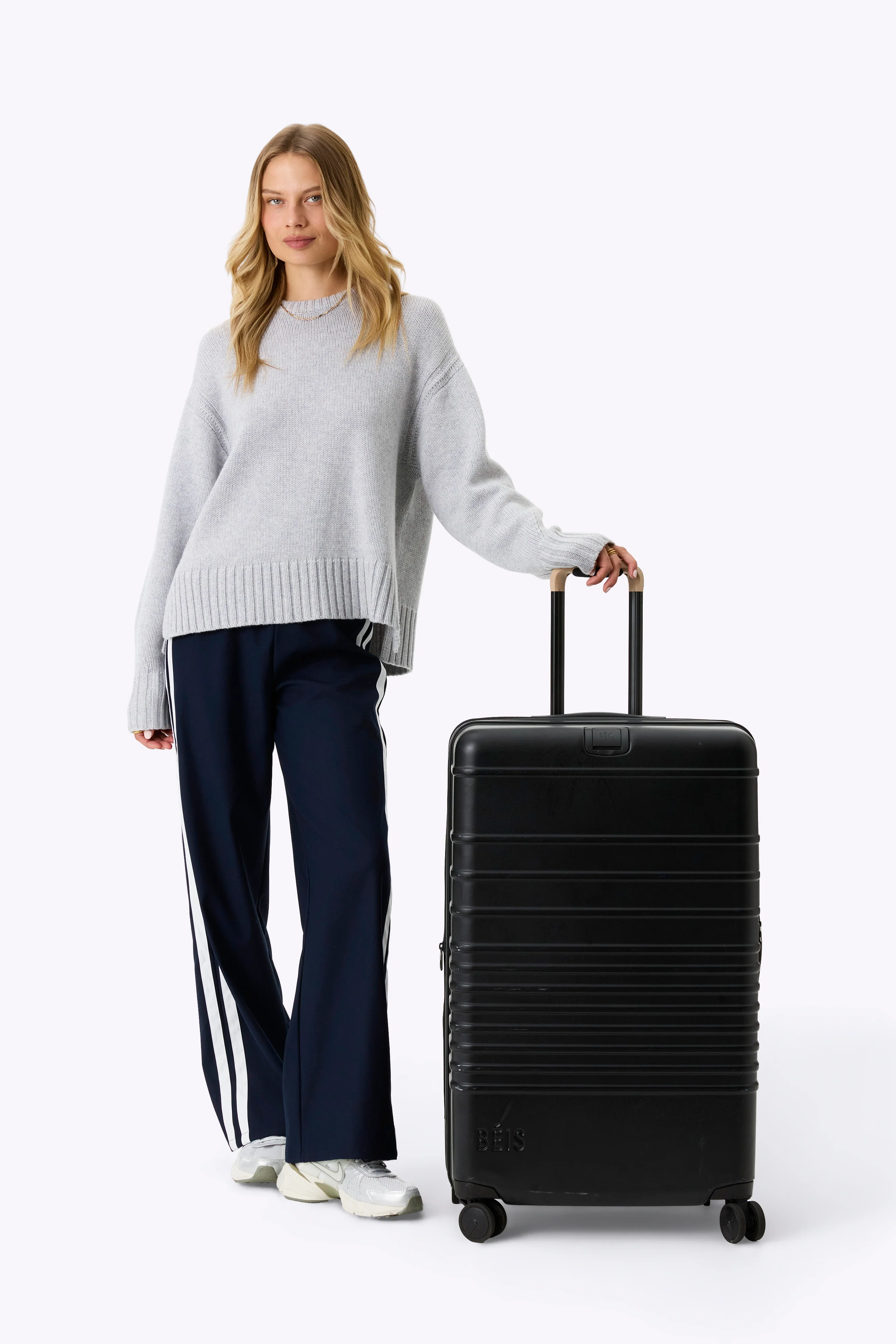 The Large Check-In Roller in All Black - Image 3