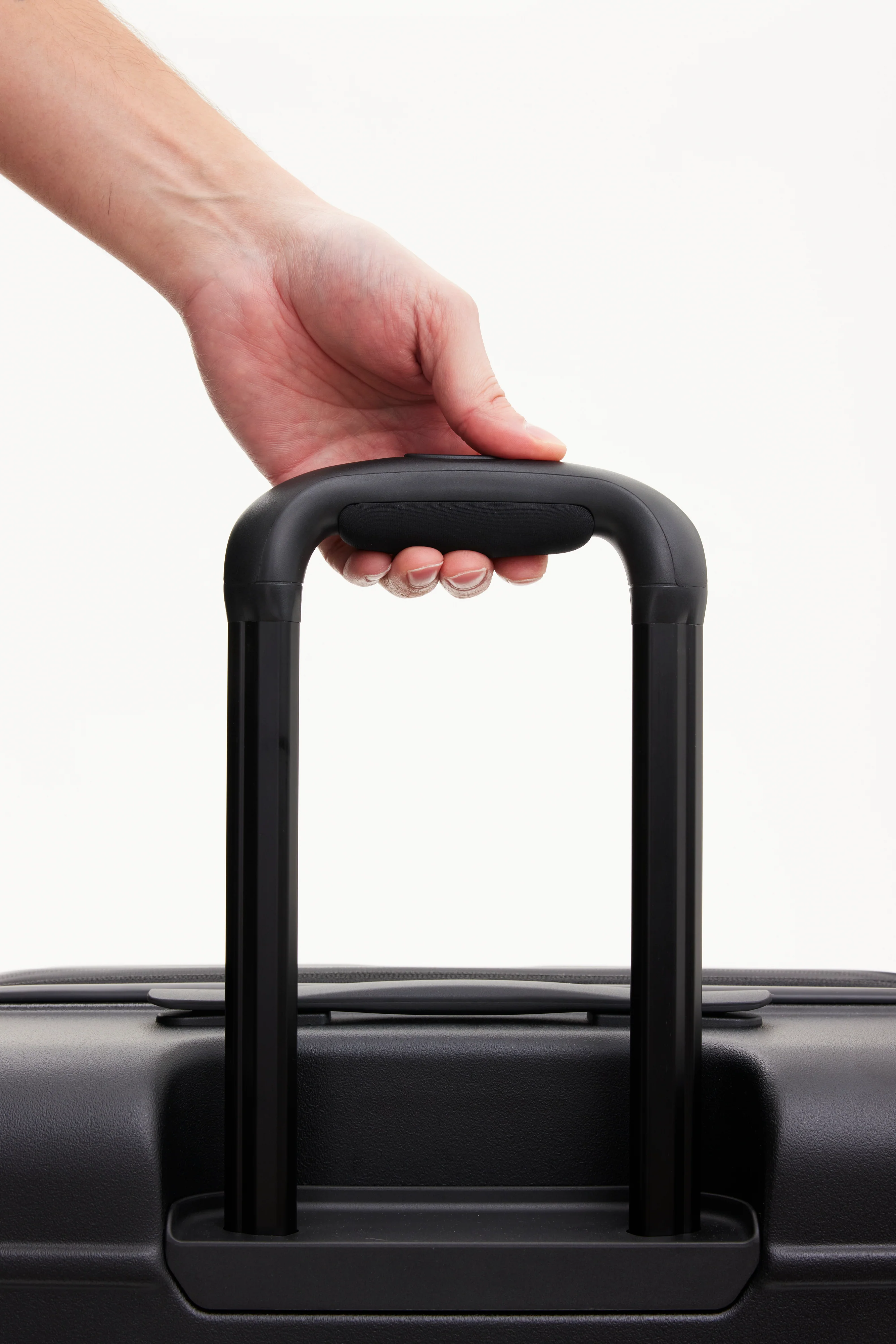 The Large Check-In Roller in All Black - Image 8