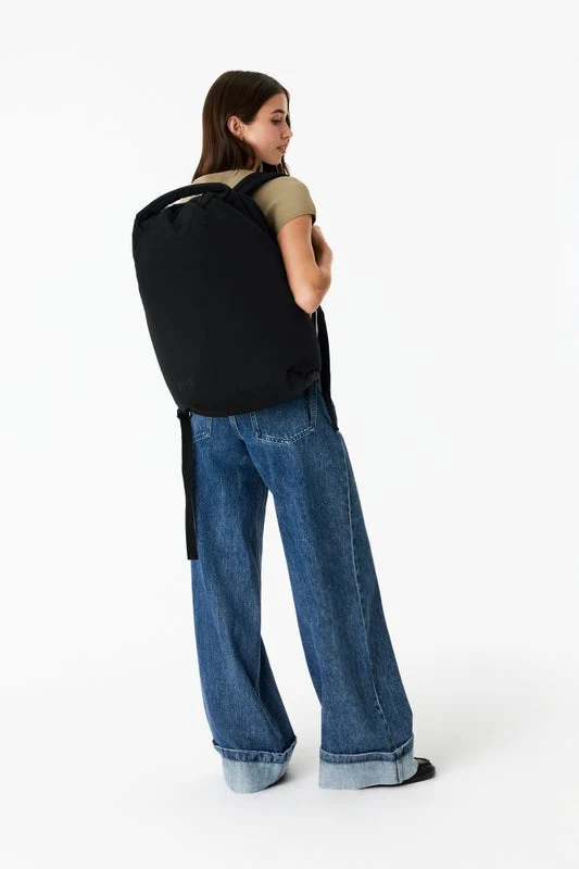 The Air Backpack in Black - Image 5