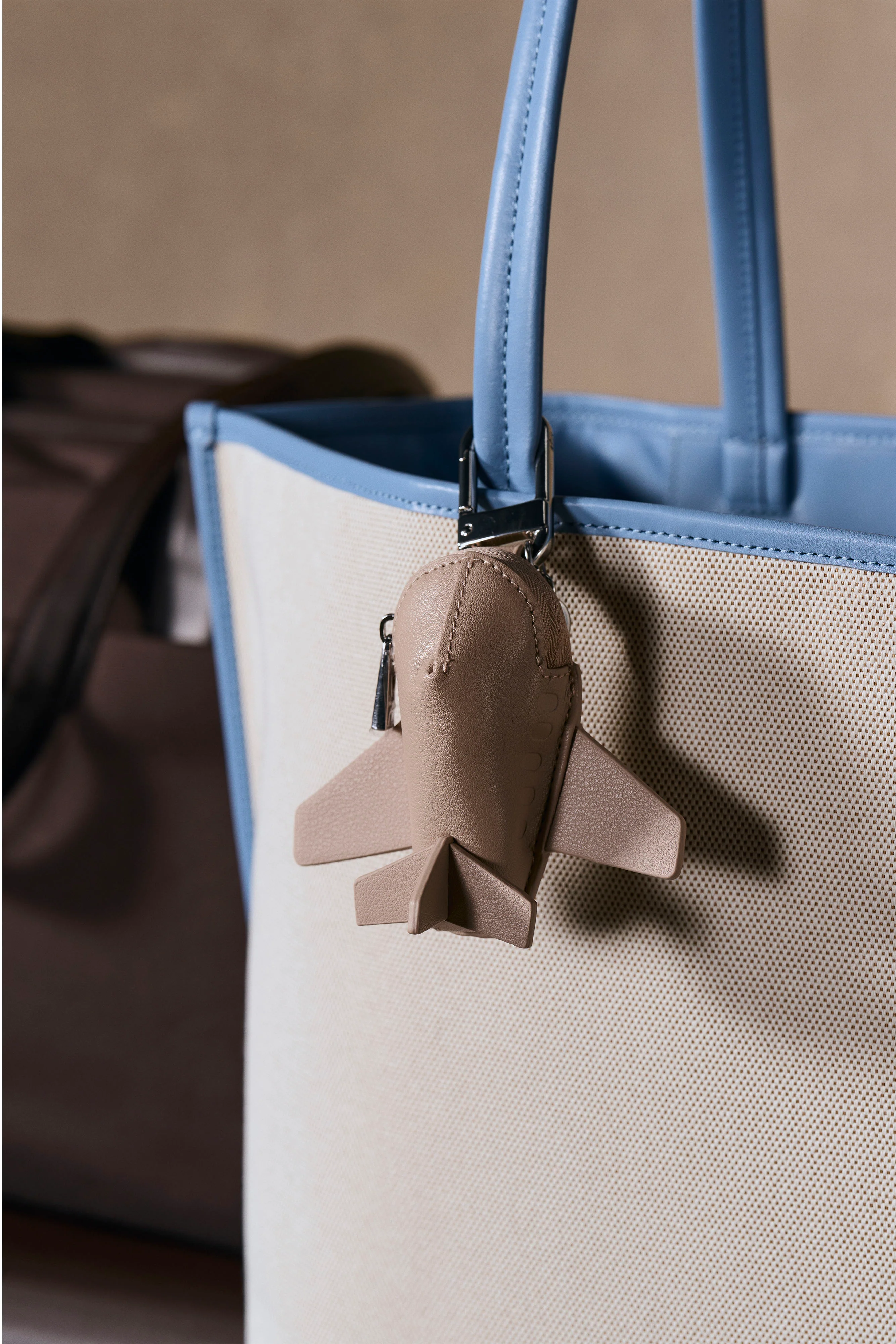 The Airplane Charm in Beige - Image 4