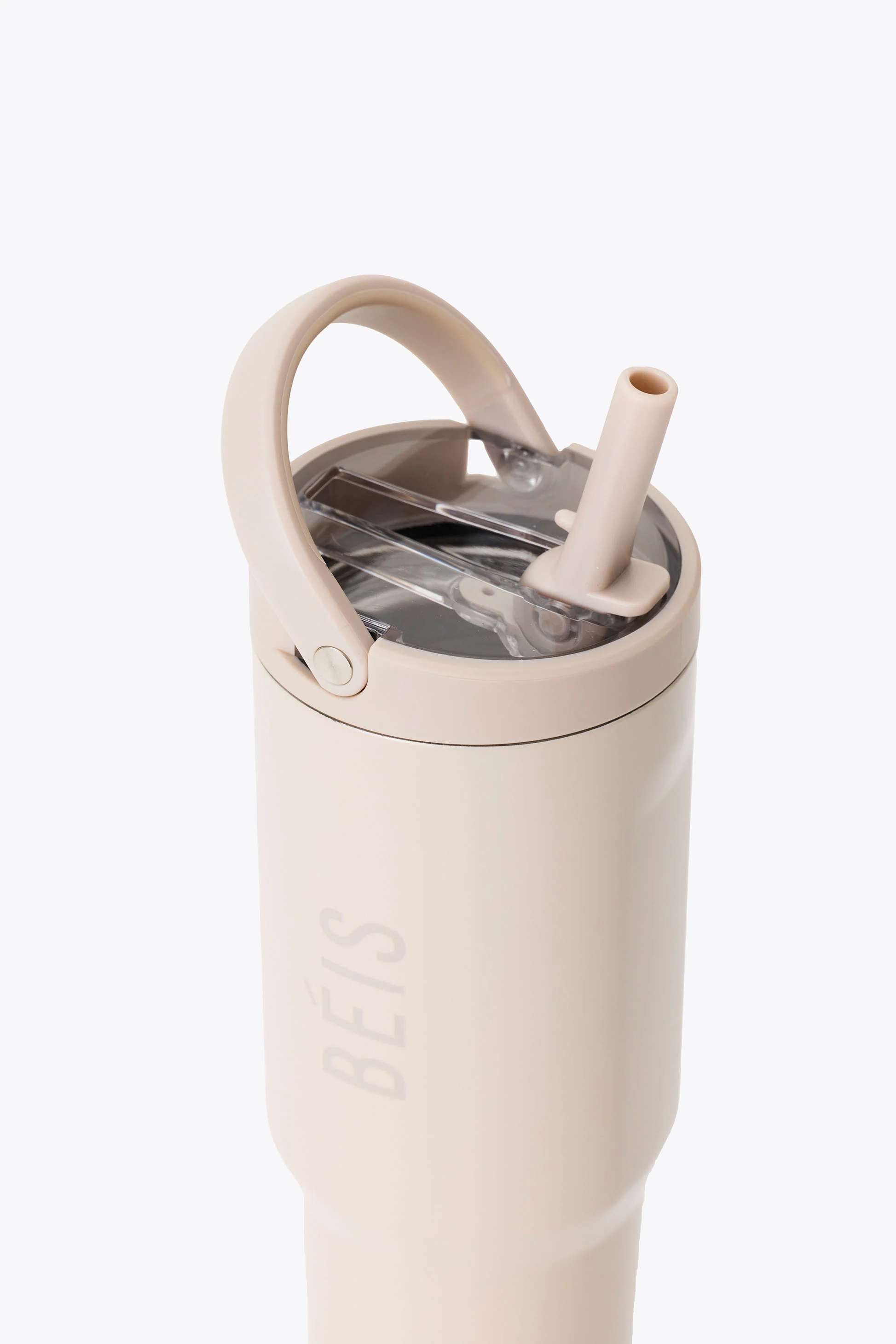 The BÉIS x Hydrojug Travel Water Bottle in Oat - Image 4