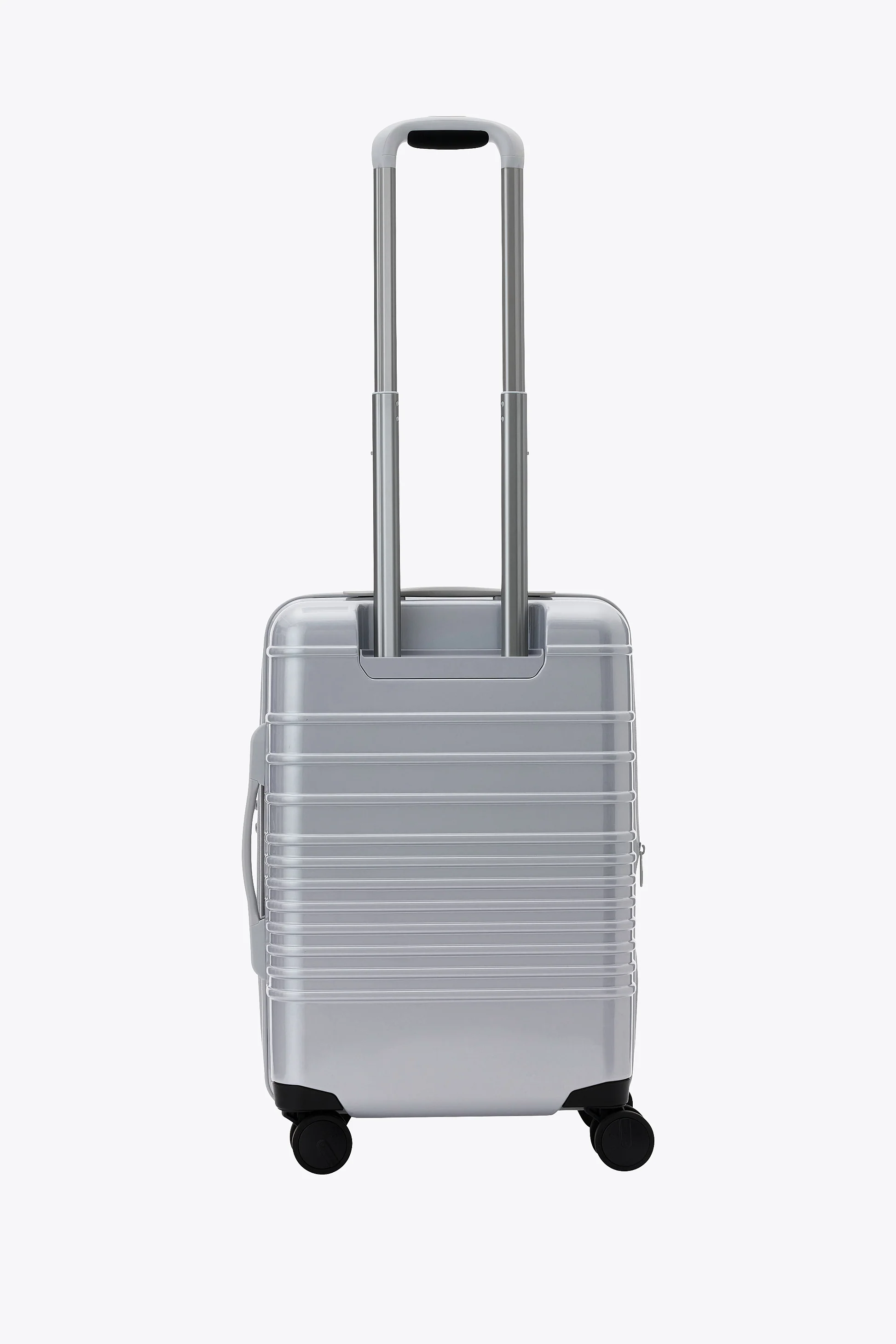 BÉIS x Chipotle The Carry-On Roller in Glossy Foil - Image 4