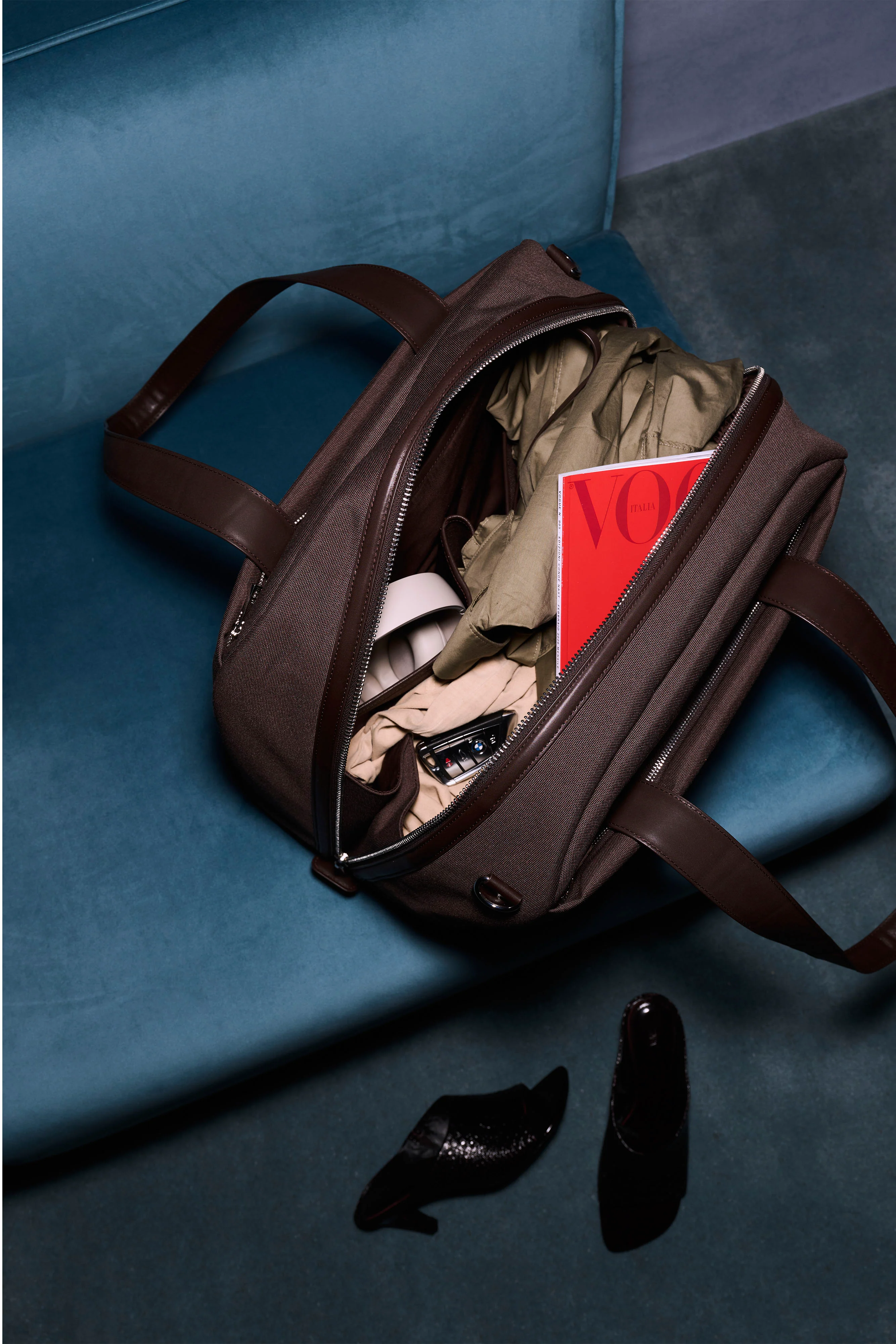 The Duffle in Espresso - Image 3