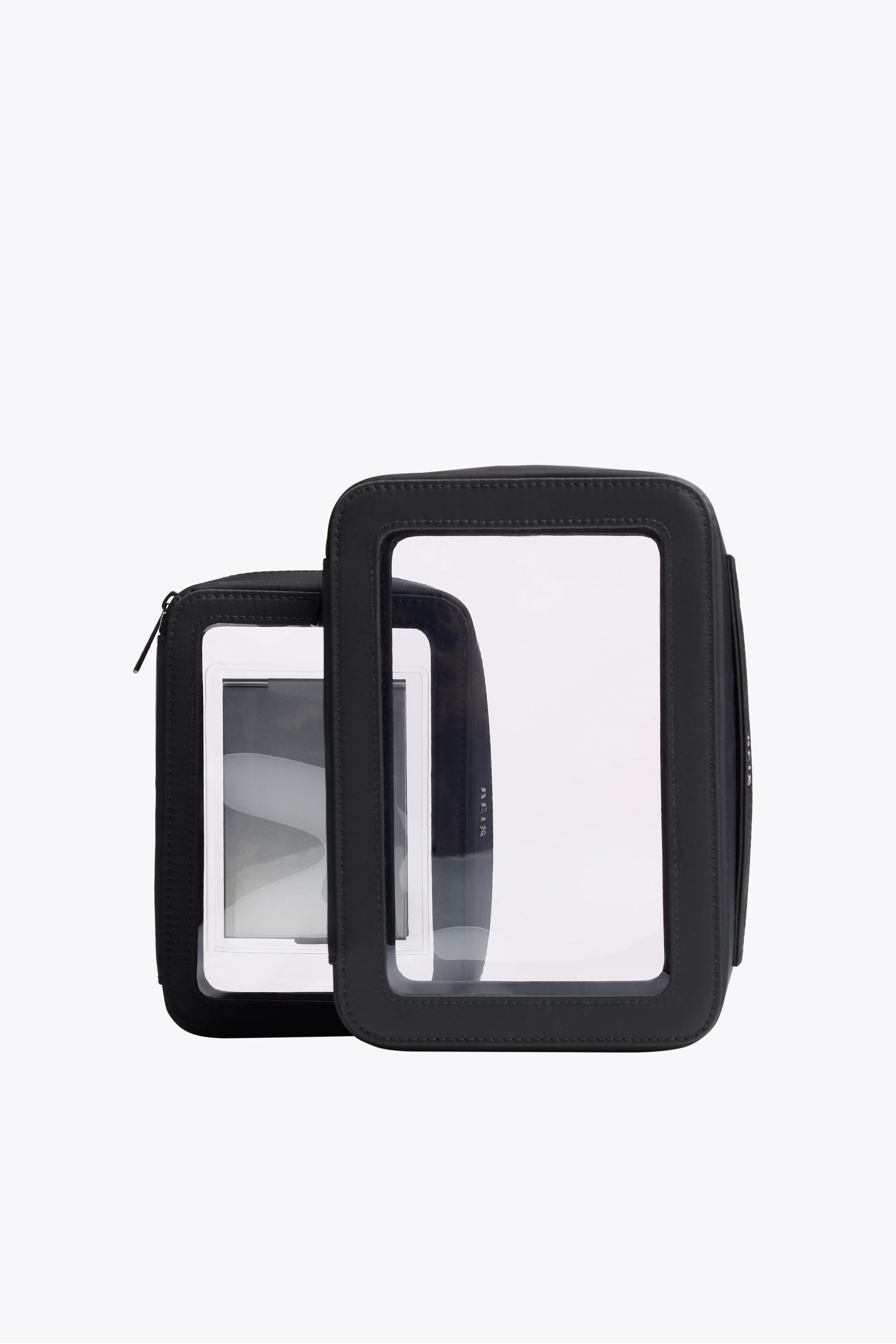The In Flight Cosmetic Set in Black - Image 3