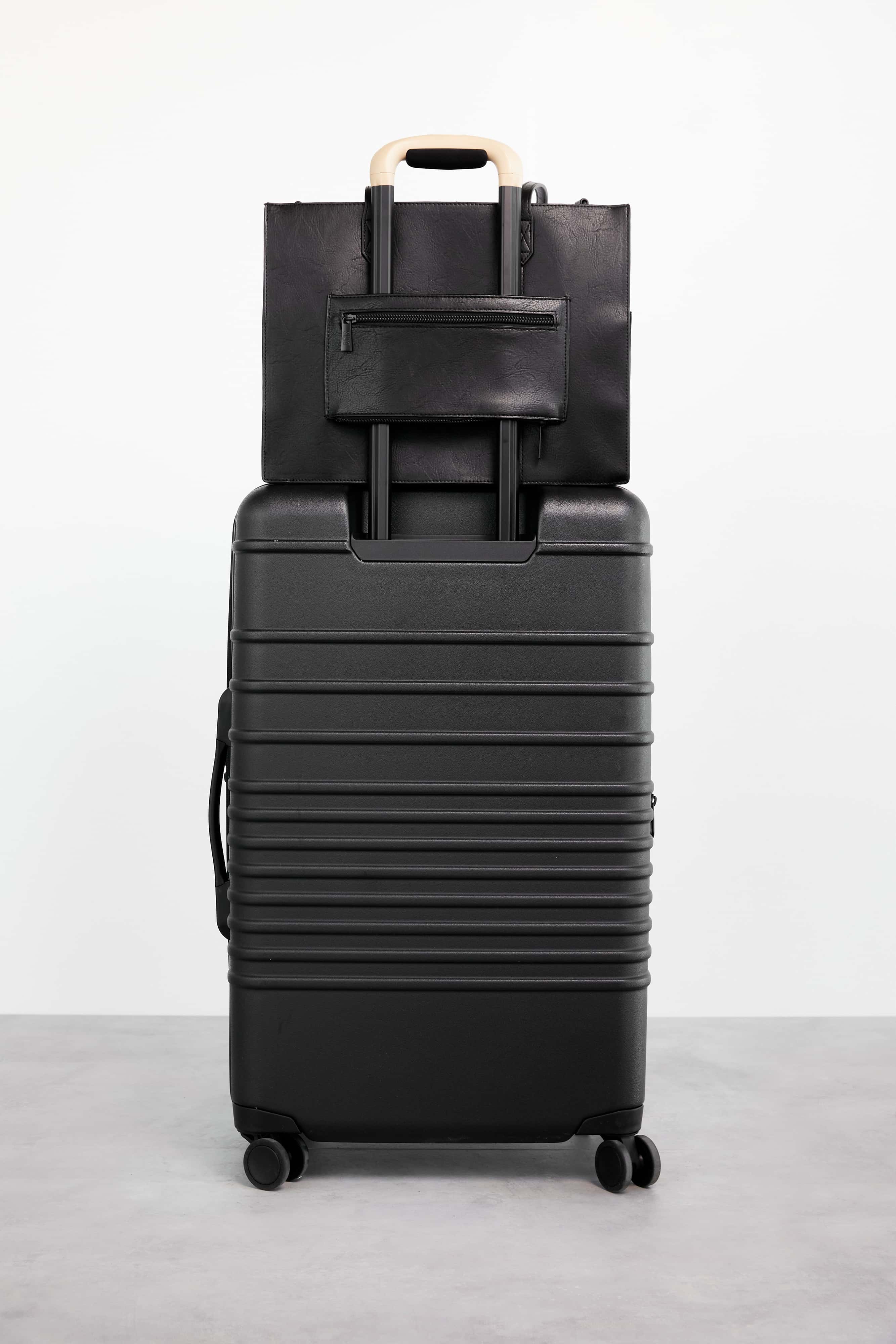 The Large Work Tote in Black - Image 4