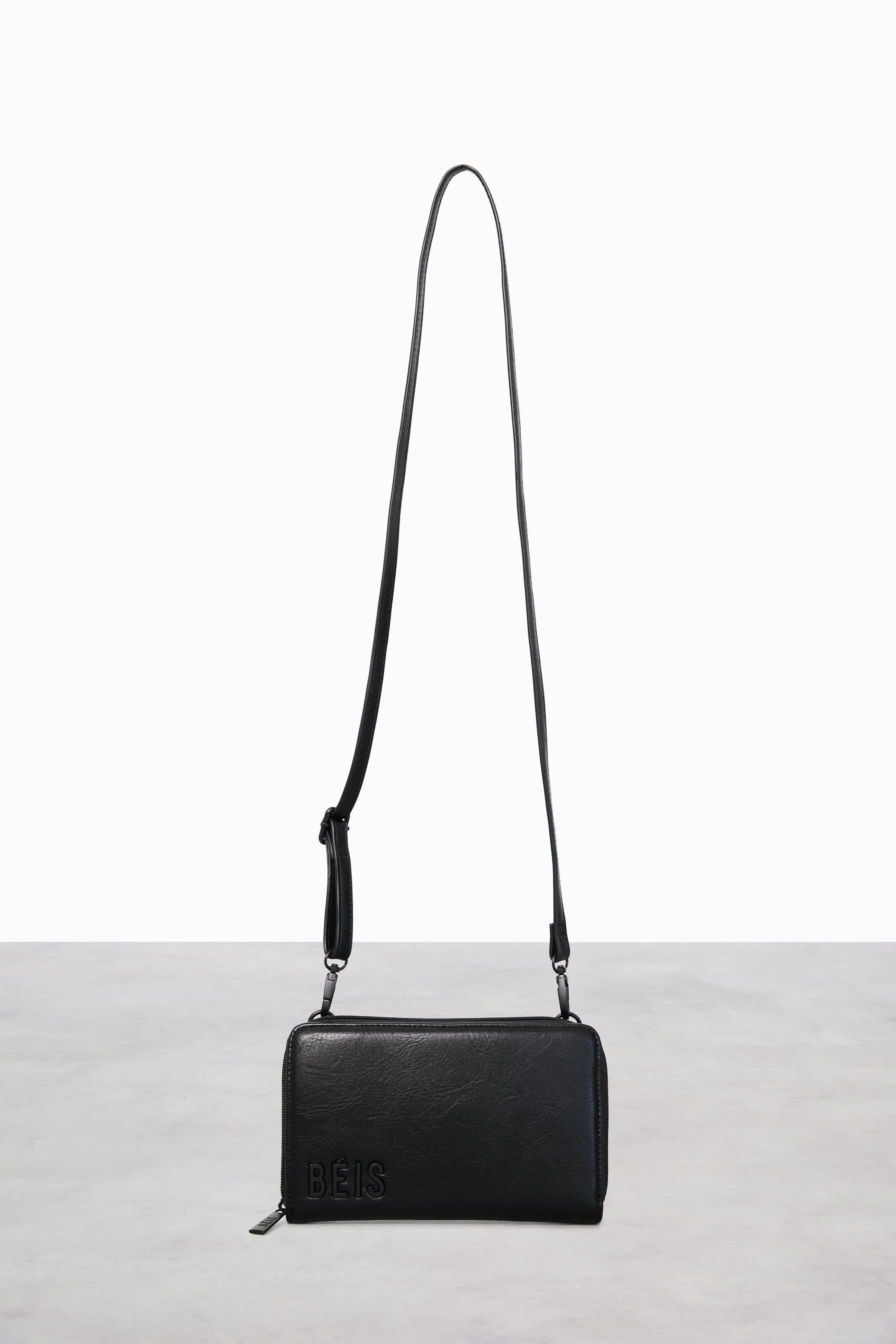 The Travel Wallet in Black - Image 3